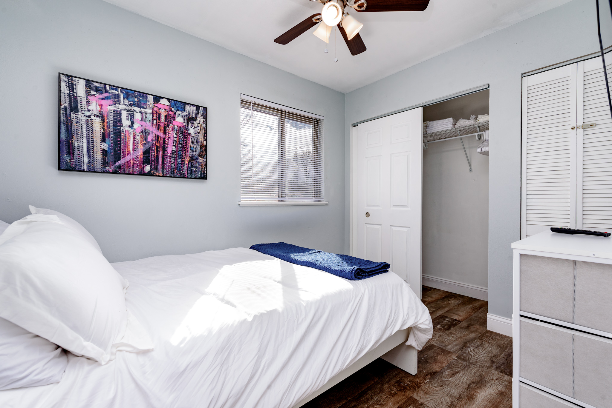 3 Bedrooms Bedrooms, ,1 BathroomBathrooms,Woodford Rentals,For Rent,1172