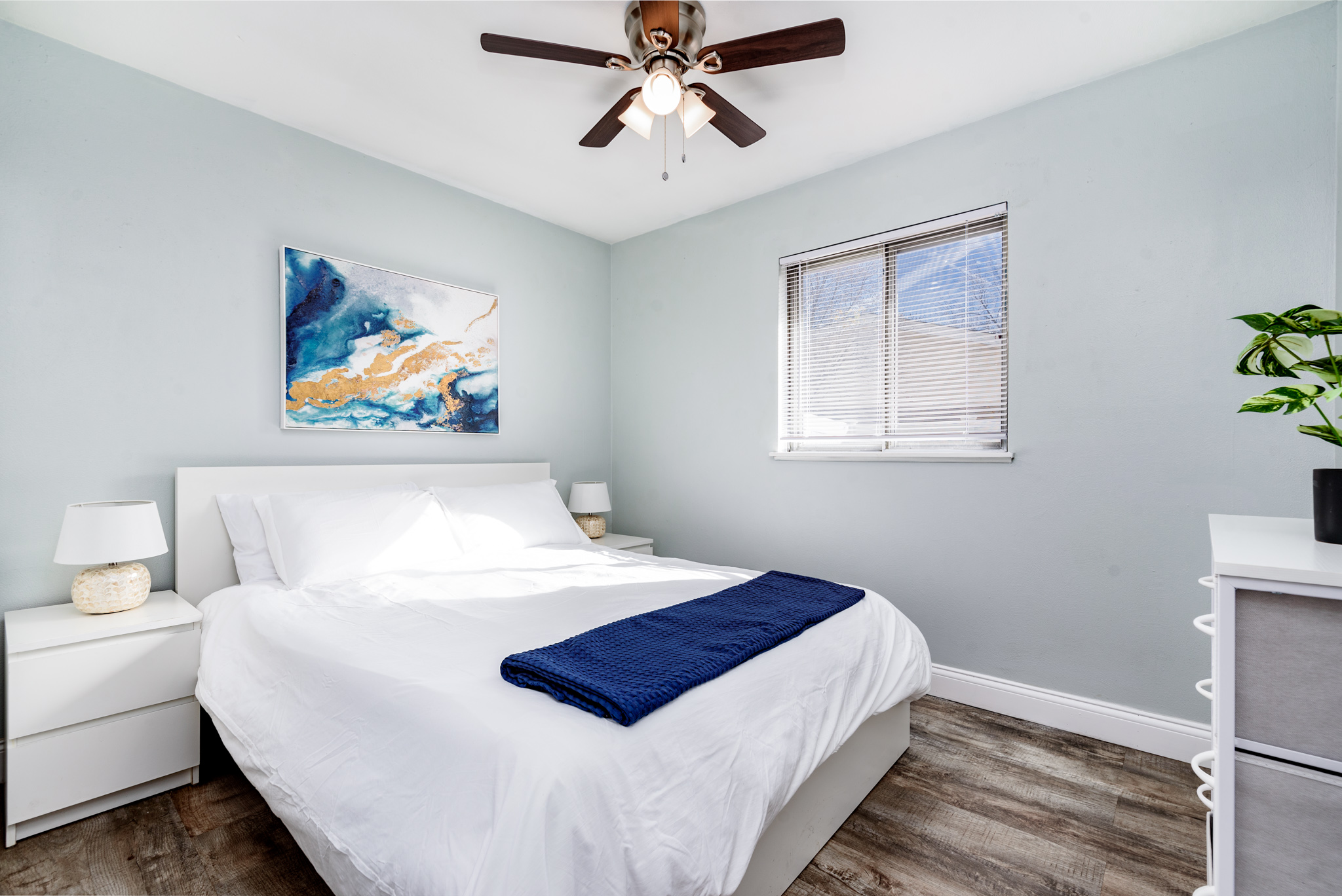 3 Bedrooms Bedrooms, ,1 BathroomBathrooms,Woodford Rentals,For Rent,1172
