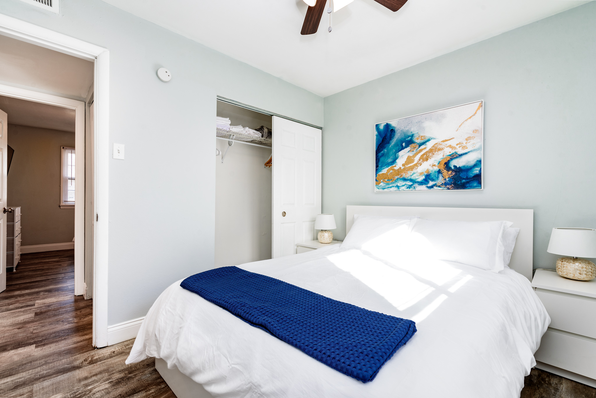 3 Bedrooms Bedrooms, ,1 BathroomBathrooms,Woodford Rentals,For Rent,1172