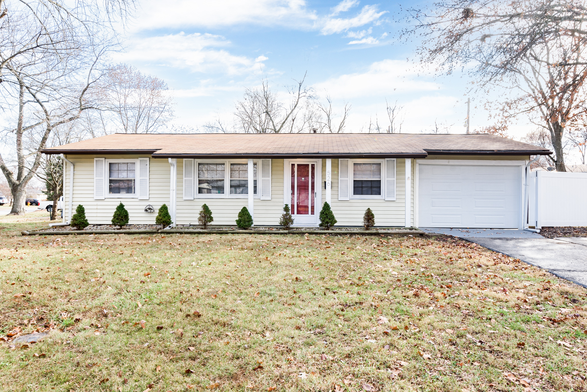 3 Bedrooms Bedrooms, ,1 BathroomBathrooms,Woodford Rentals,For Rent,1172