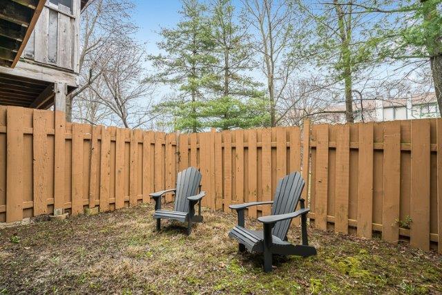 4 Bedrooms Bedrooms, ,2.5 BathroomsBathrooms,Woodford Rentals,For Rent,1208