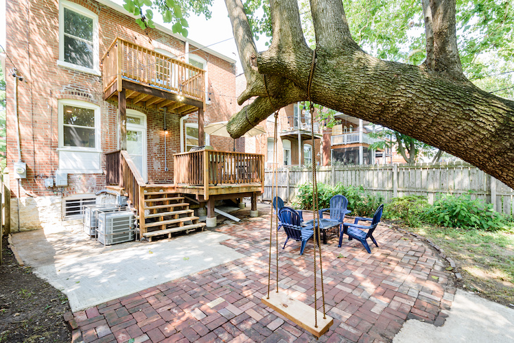 4 Bedrooms Bedrooms, ,1.5 BathroomsBathrooms,Woodford Rentals,For Rent,1274