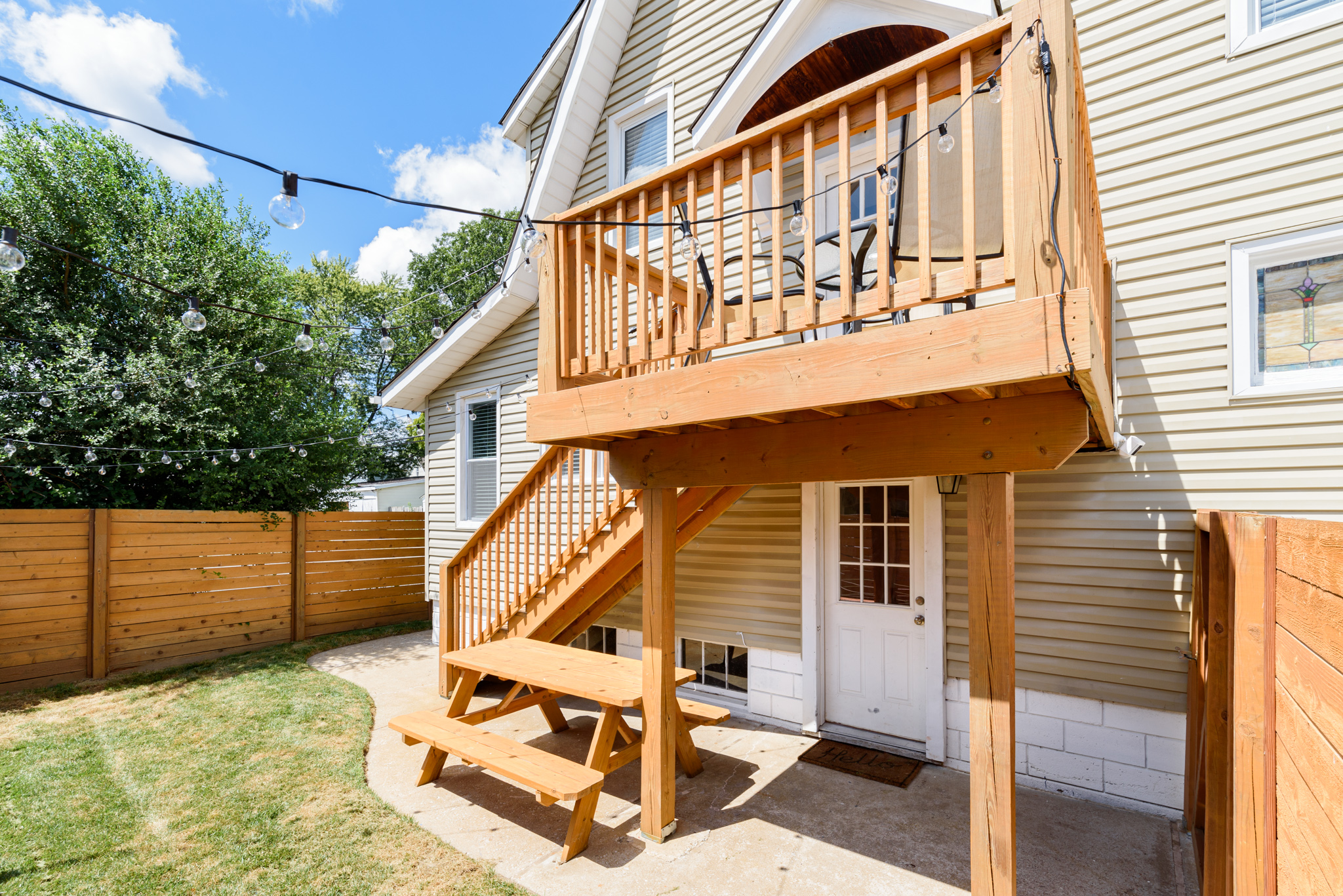 4 Bedrooms Bedrooms, ,2 BathroomsBathrooms,Woodford Rentals,For Rent,1290