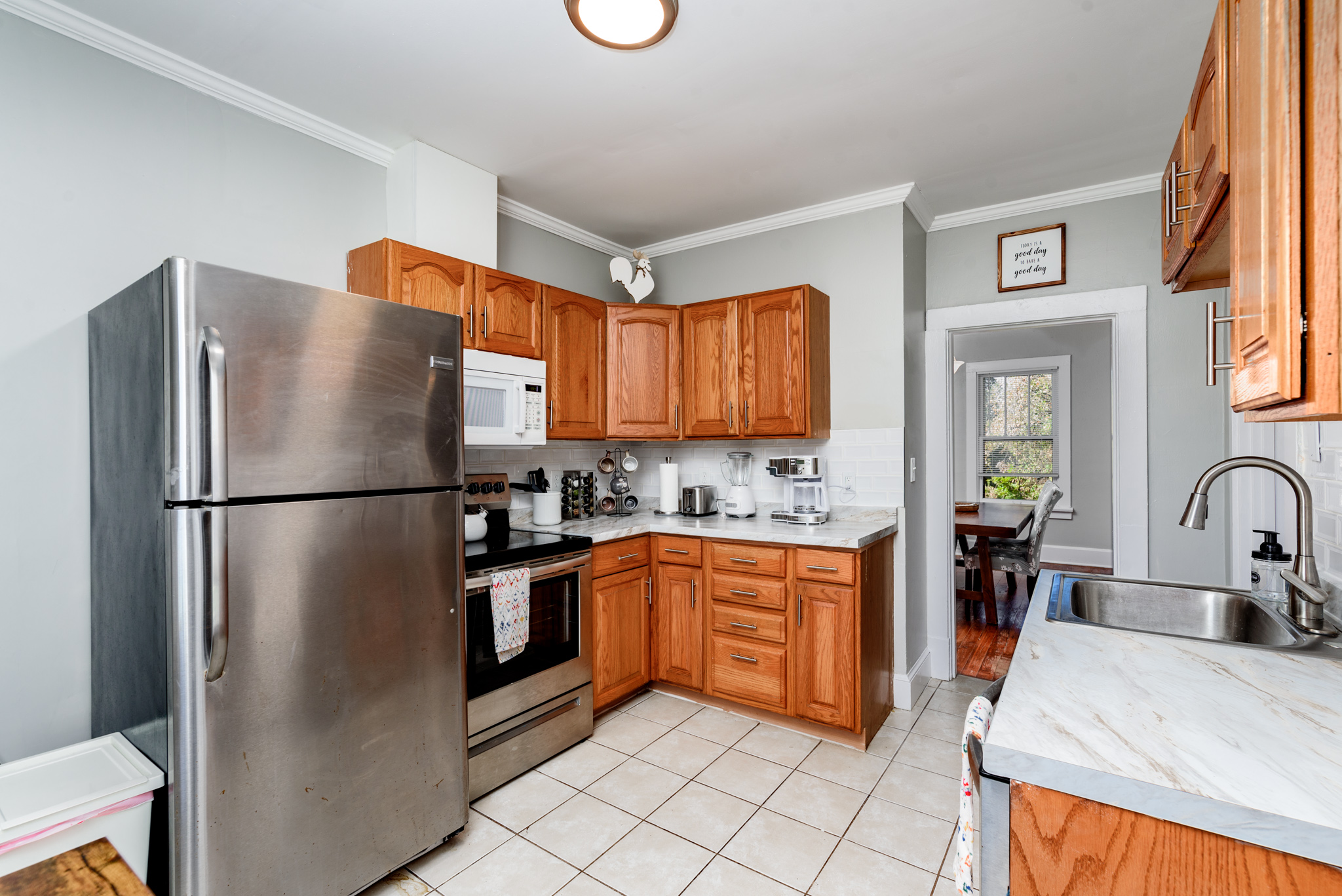 3 Bedrooms Bedrooms, ,1 BathroomBathrooms,Woodford Rentals,For Rent,1291