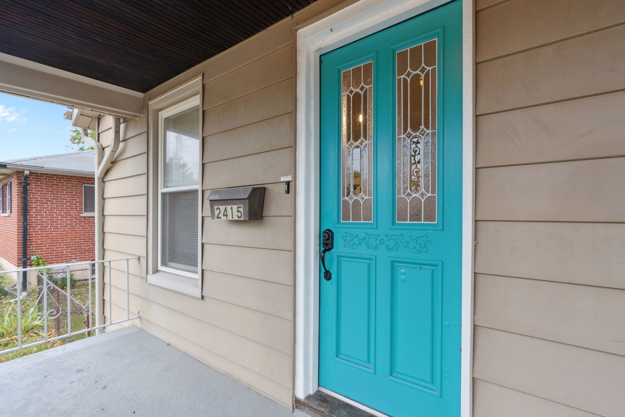 3 Bedrooms Bedrooms, ,2 BathroomsBathrooms,Woodford Rentals,For Rent,1292