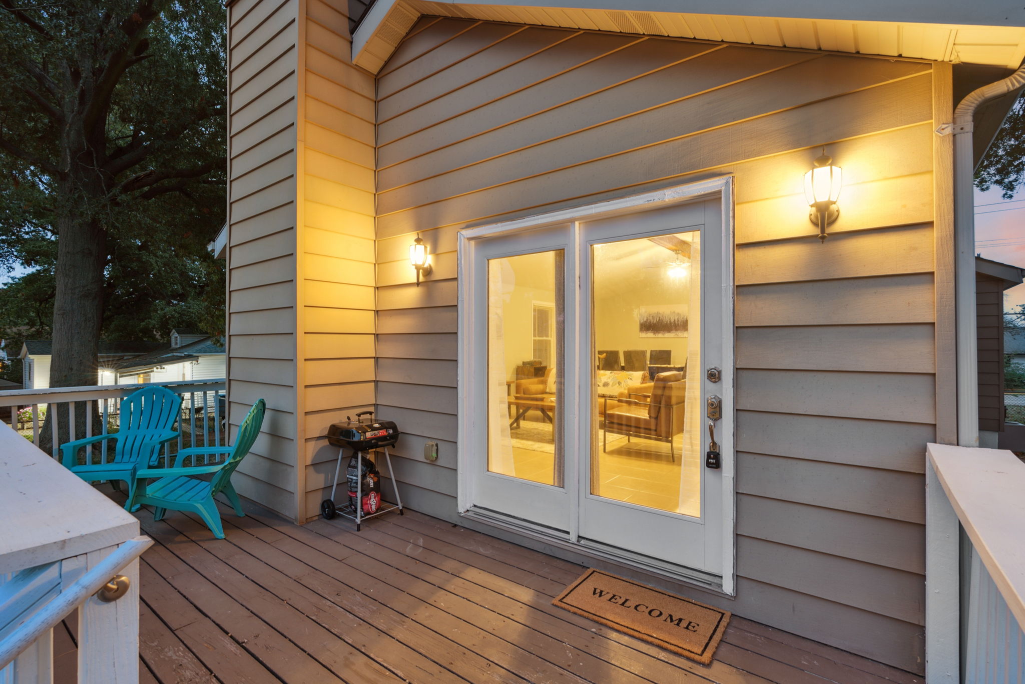 3 Bedrooms Bedrooms, ,2 BathroomsBathrooms,Woodford Rentals,For Rent,1292