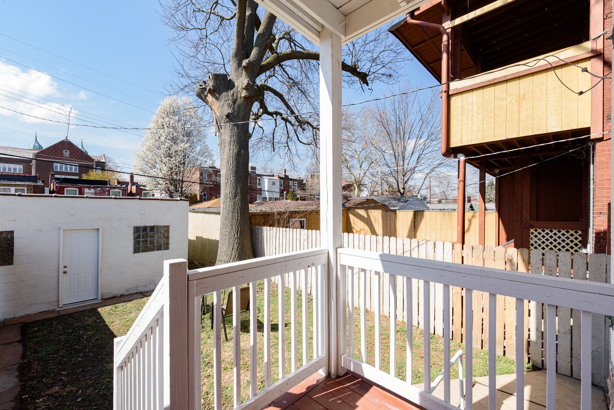 3 Bedrooms Bedrooms, ,2 BathroomsBathrooms,Woodford Rentals,For Rent,1302