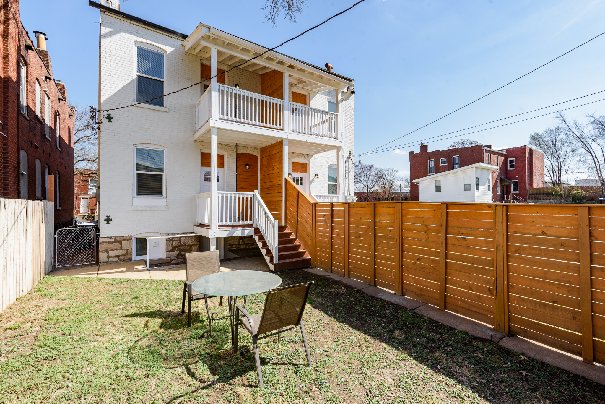 3 Bedrooms Bedrooms, ,2 BathroomsBathrooms,Woodford Rentals,For Rent,1302