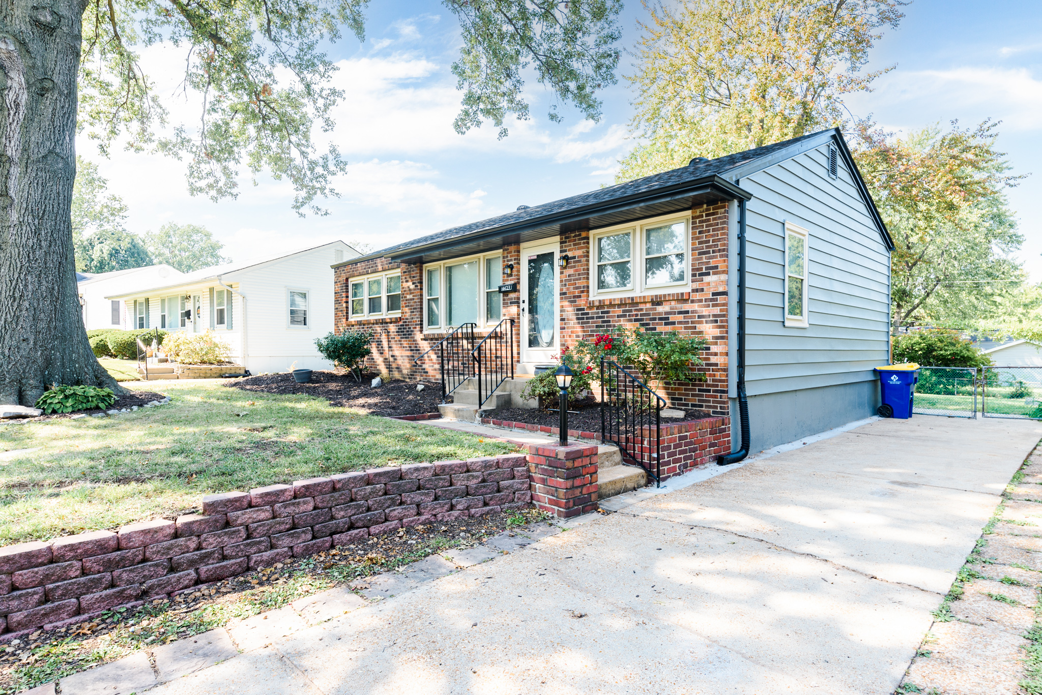 4 Bedrooms Bedrooms, ,2 BathroomsBathrooms,Woodford Rentals,For Rent,1313