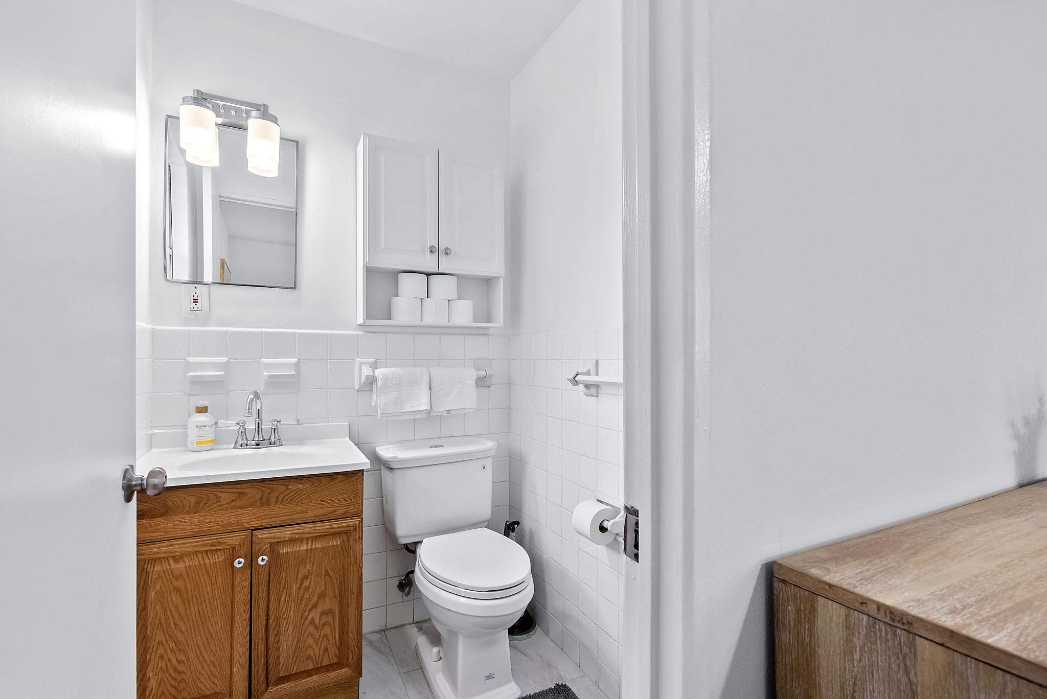 4 Bedrooms Bedrooms, ,1.5 BathroomsBathrooms,Woodford Rentals,For Rent,1314