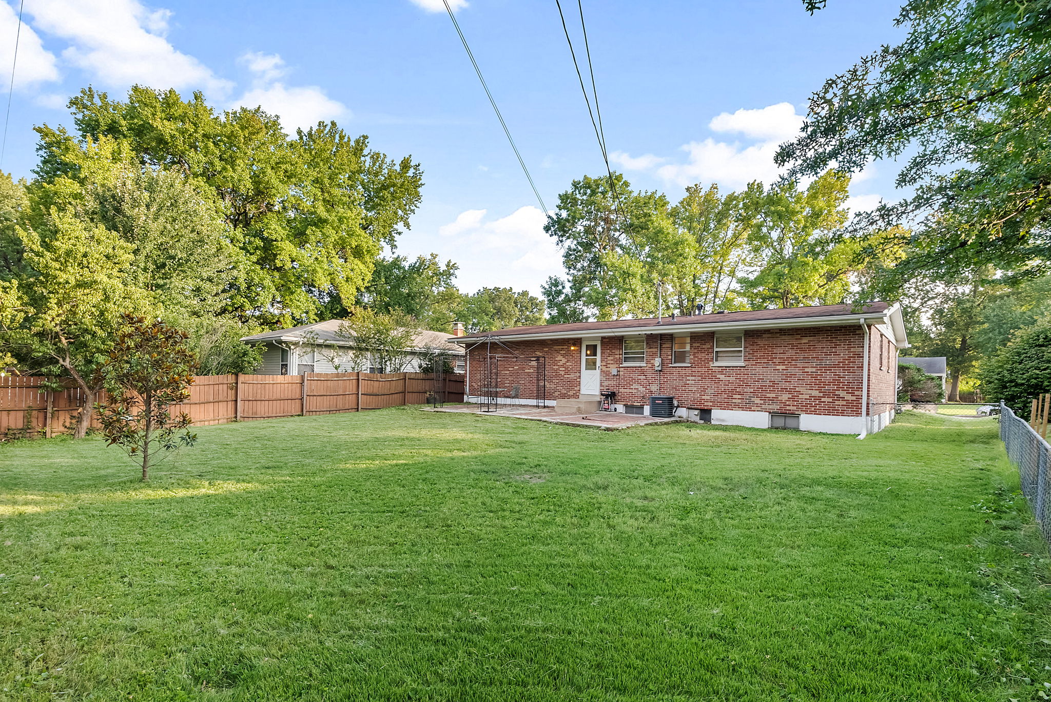 4 Bedrooms Bedrooms, ,1.5 BathroomsBathrooms,Woodford Rentals,For Rent,1314