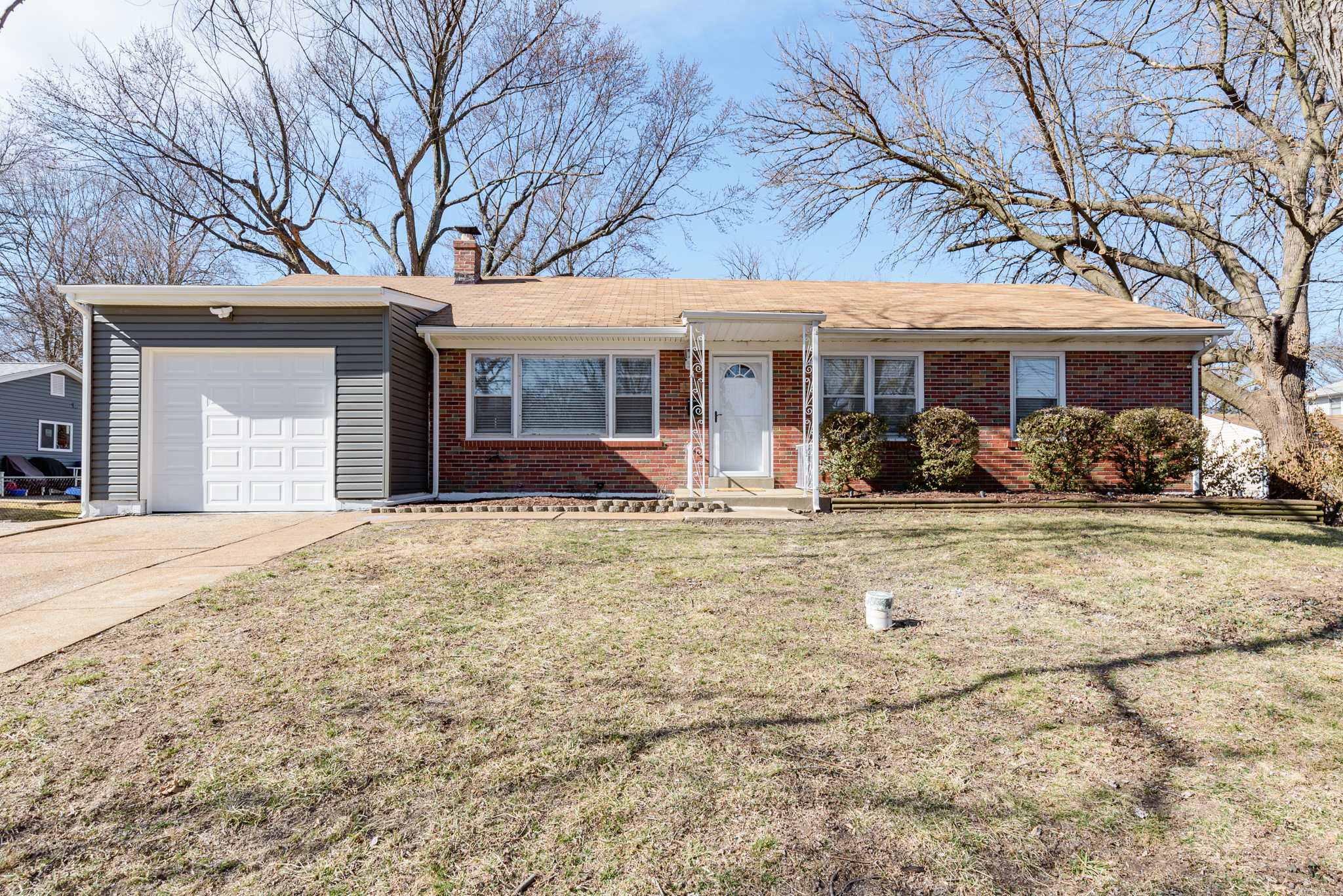 4 Bedrooms Bedrooms, ,2 BathroomsBathrooms,Woodford Rentals,For Rent,1315