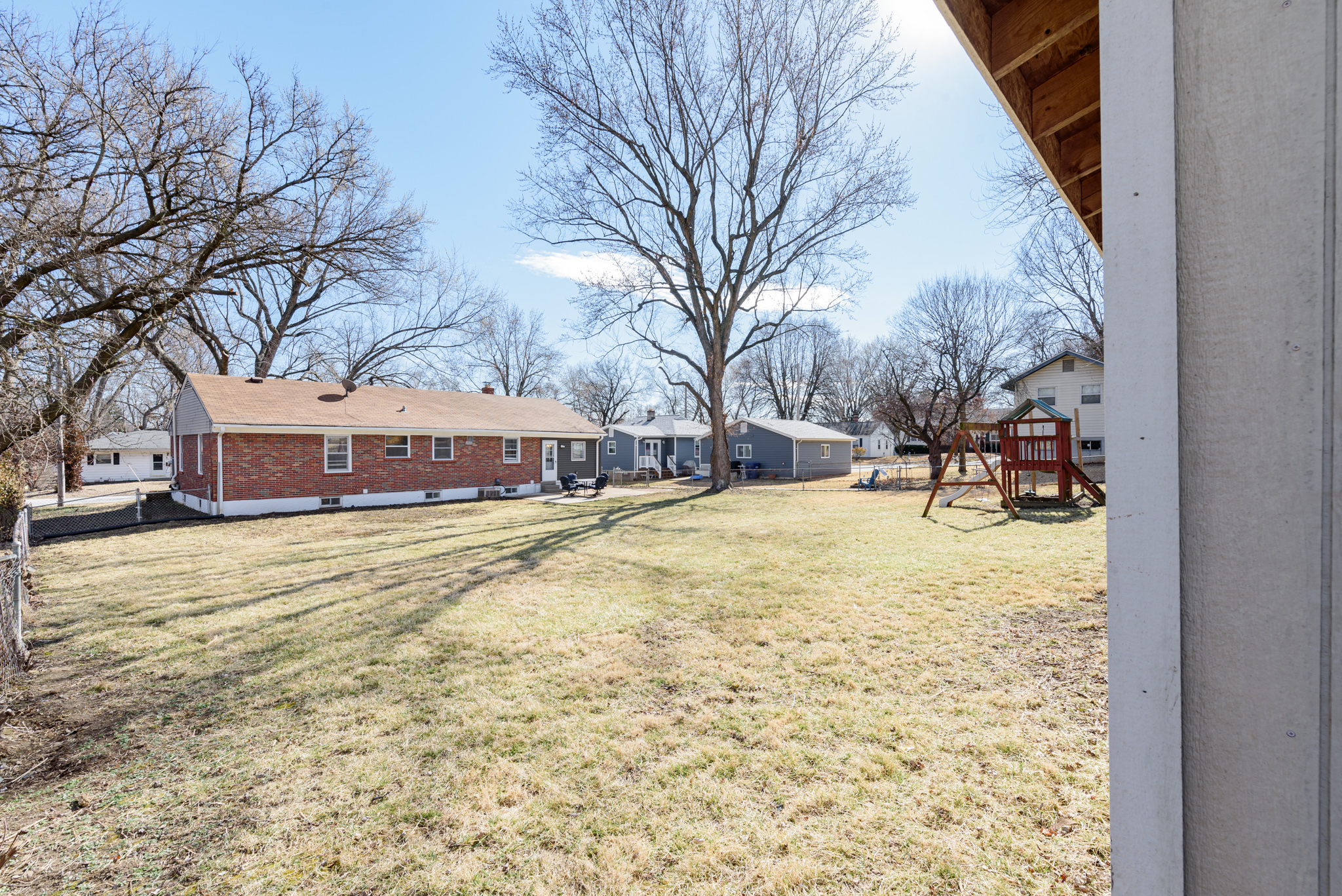 4 Bedrooms Bedrooms, ,2 BathroomsBathrooms,Woodford Rentals,For Rent,1315