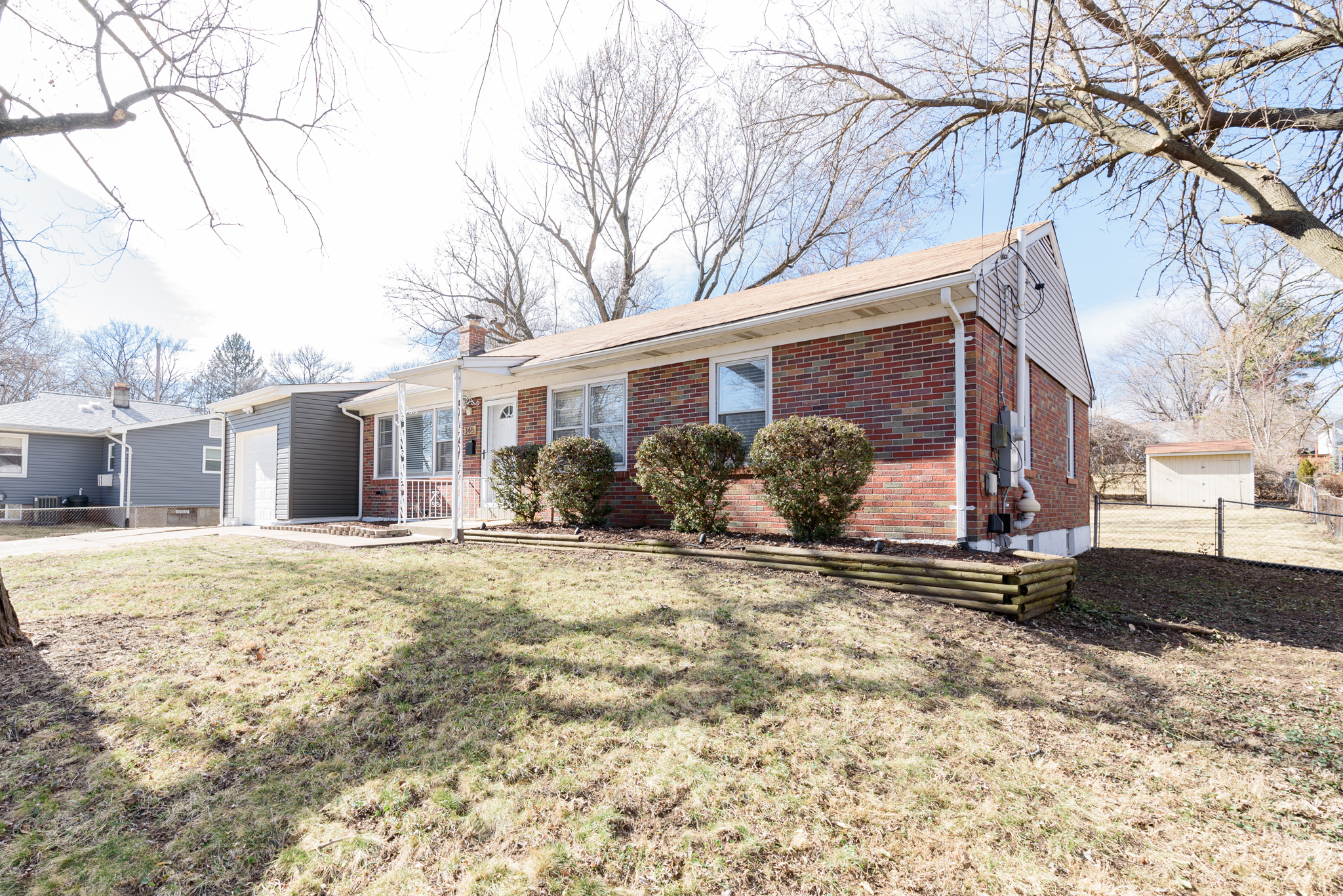 4 Bedrooms Bedrooms, ,2 BathroomsBathrooms,Woodford Rentals,For Rent,1315