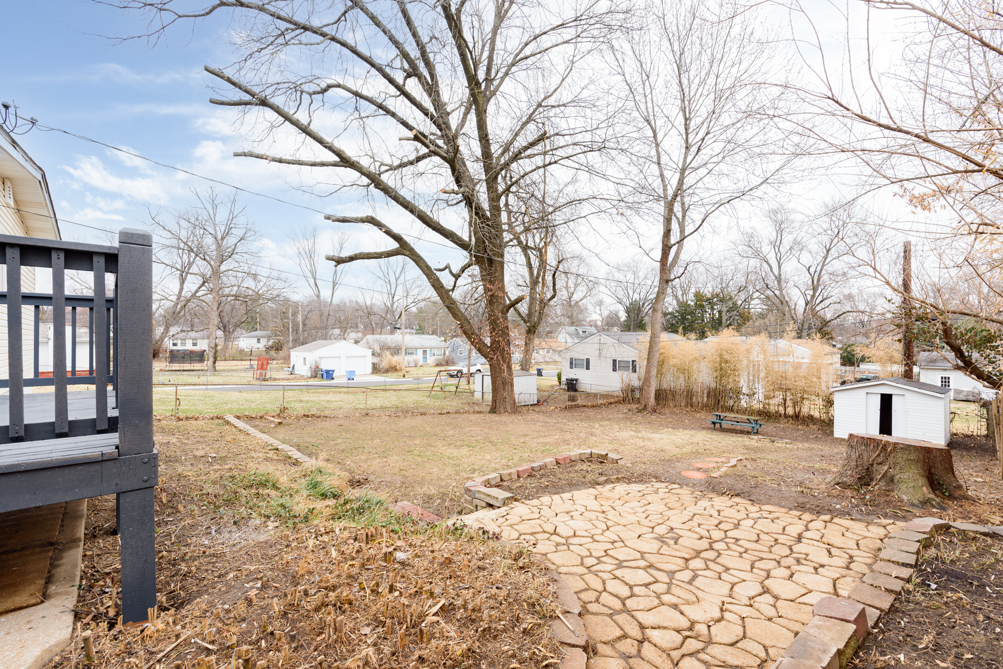 4 Bedrooms Bedrooms, ,2 BathroomsBathrooms,Woodford Rentals,For Rent,1316