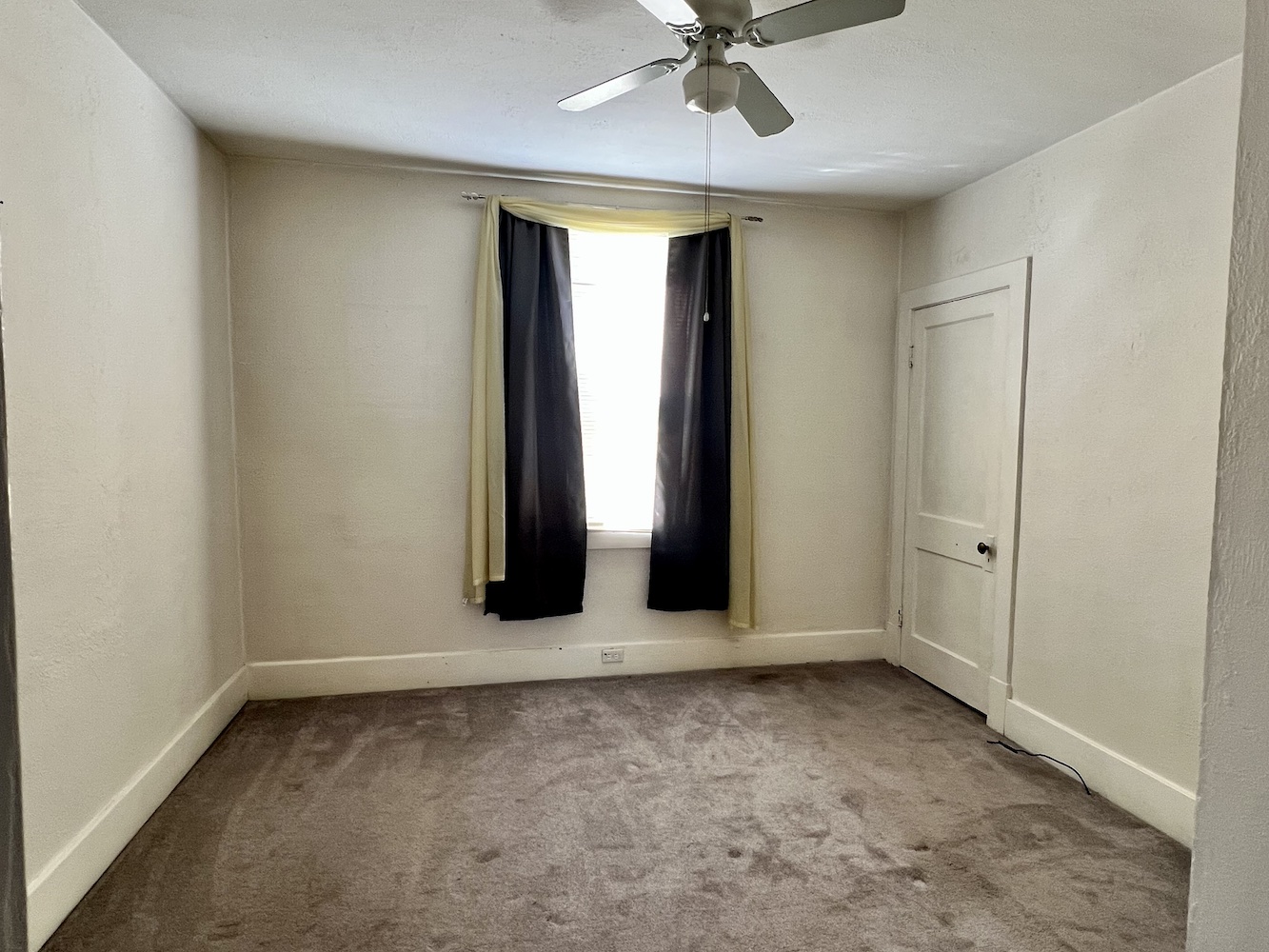 2 Bedrooms Bedrooms, ,1 BathroomBathrooms,Woodford Investments,Investment,1321