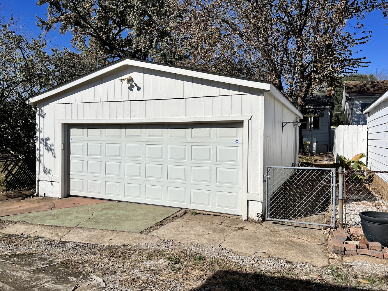2 Bedrooms Bedrooms, ,1 BathroomBathrooms,Woodford Investments,Investment,1321