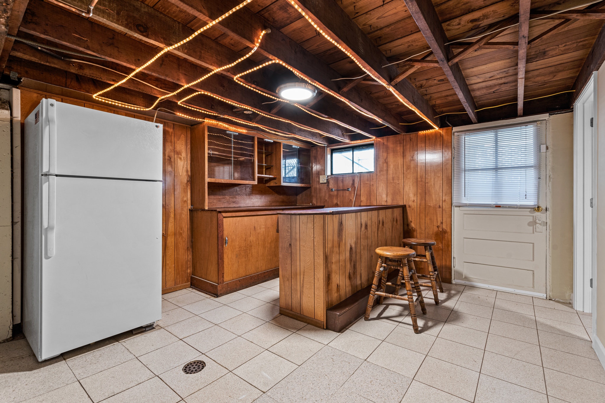 3 Bedrooms Bedrooms, ,1 BathroomBathrooms,Woodford Rentals,For Rent,1323