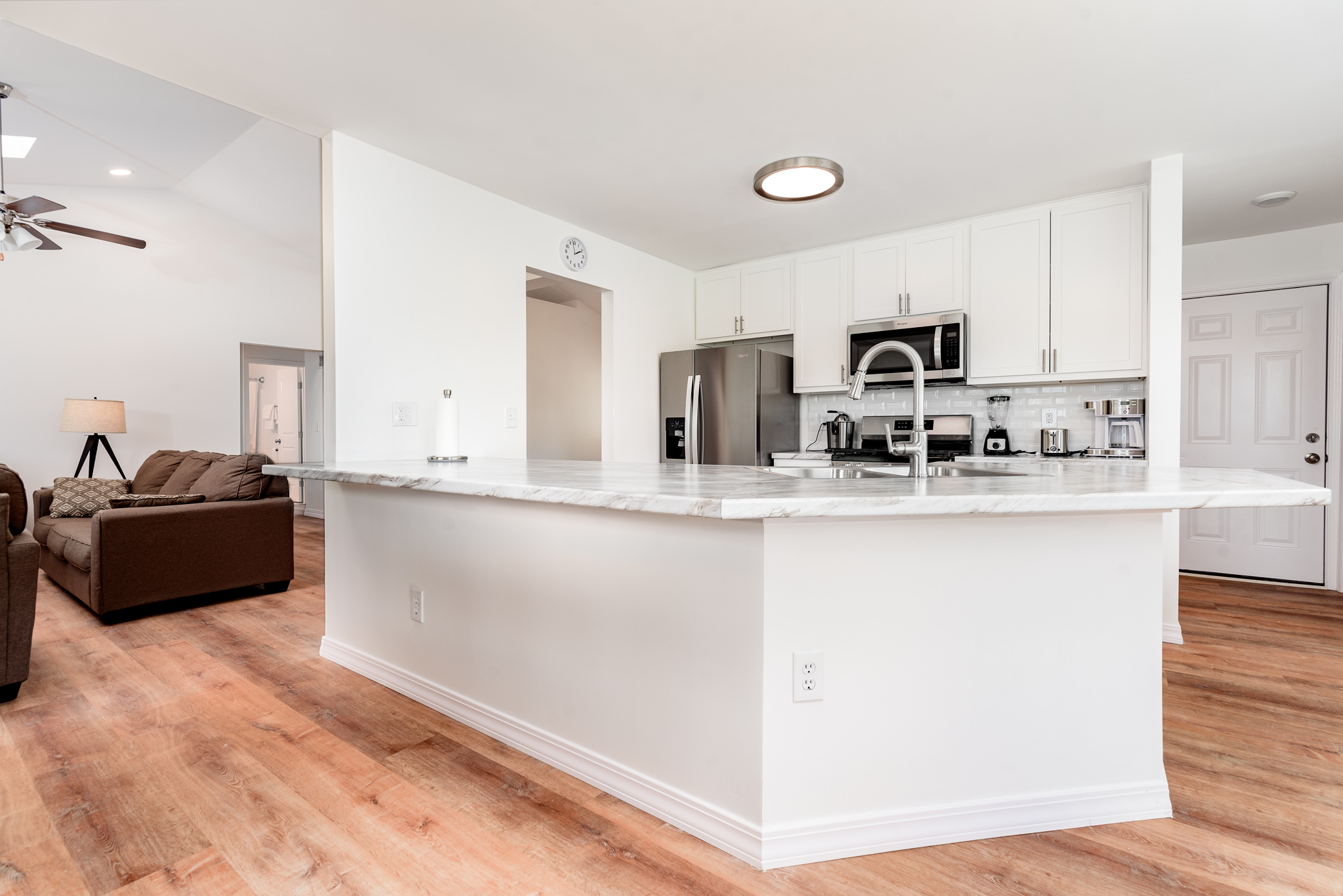 5 Bedrooms Bedrooms, ,2 BathroomsBathrooms,Woodford Rentals,For Rent,1327