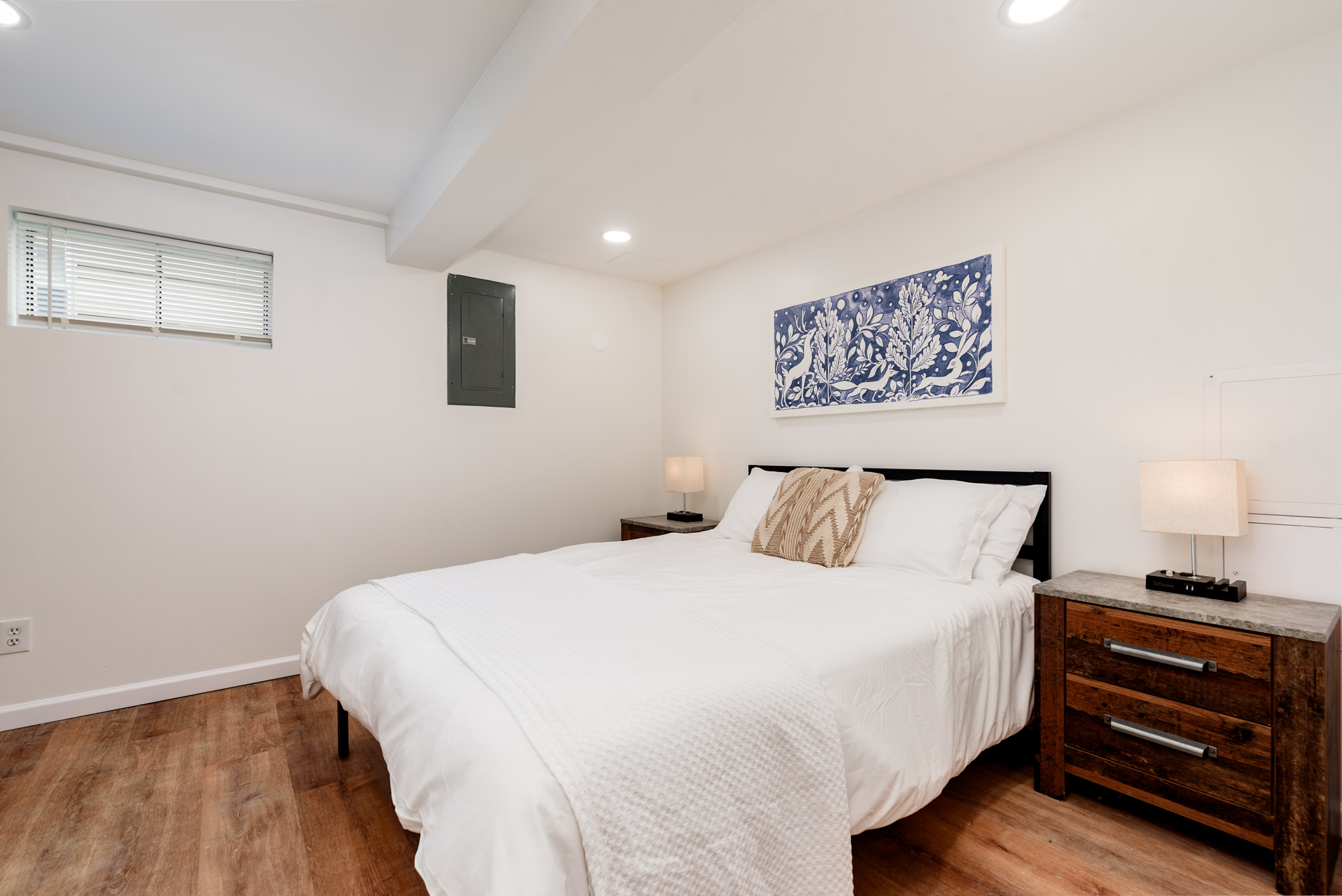 5 Bedrooms Bedrooms, ,2 BathroomsBathrooms,Woodford Rentals,For Rent,1327