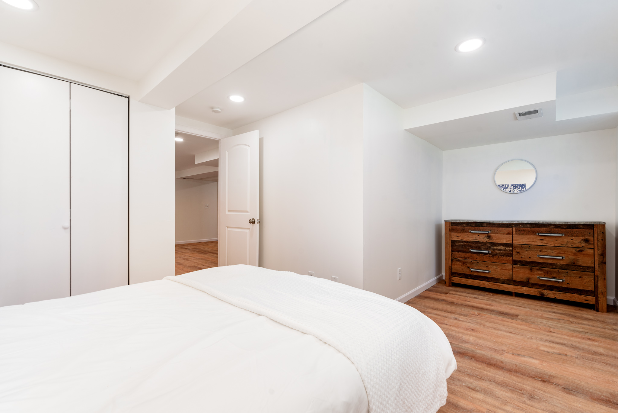 5 Bedrooms Bedrooms, ,2 BathroomsBathrooms,Woodford Rentals,For Rent,1327
