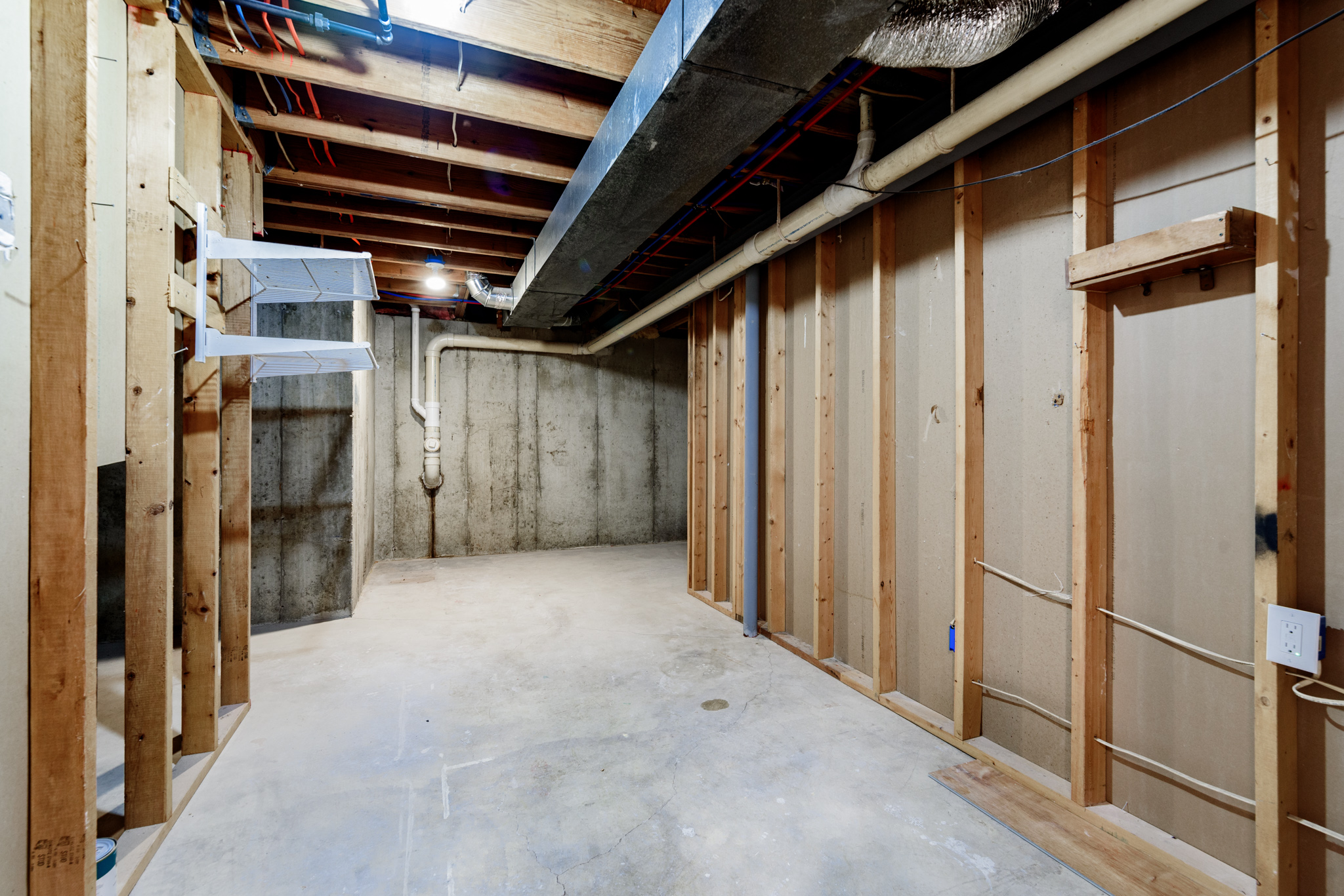 5 Bedrooms Bedrooms, ,2 BathroomsBathrooms,Woodford Rentals,For Rent,1327
