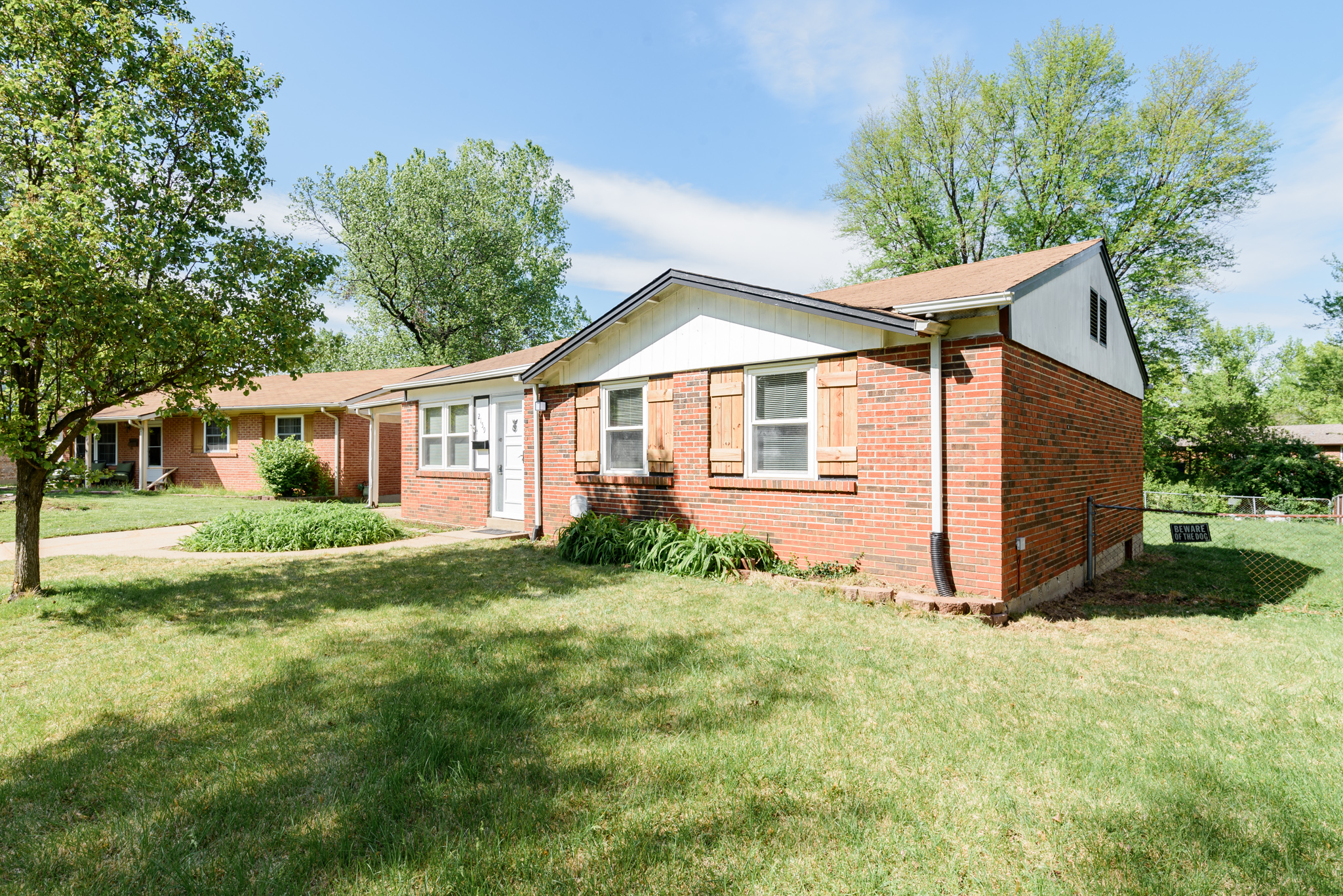 4 Bedrooms Bedrooms, ,2 BathroomsBathrooms,Woodford Rentals,For Rent,1331