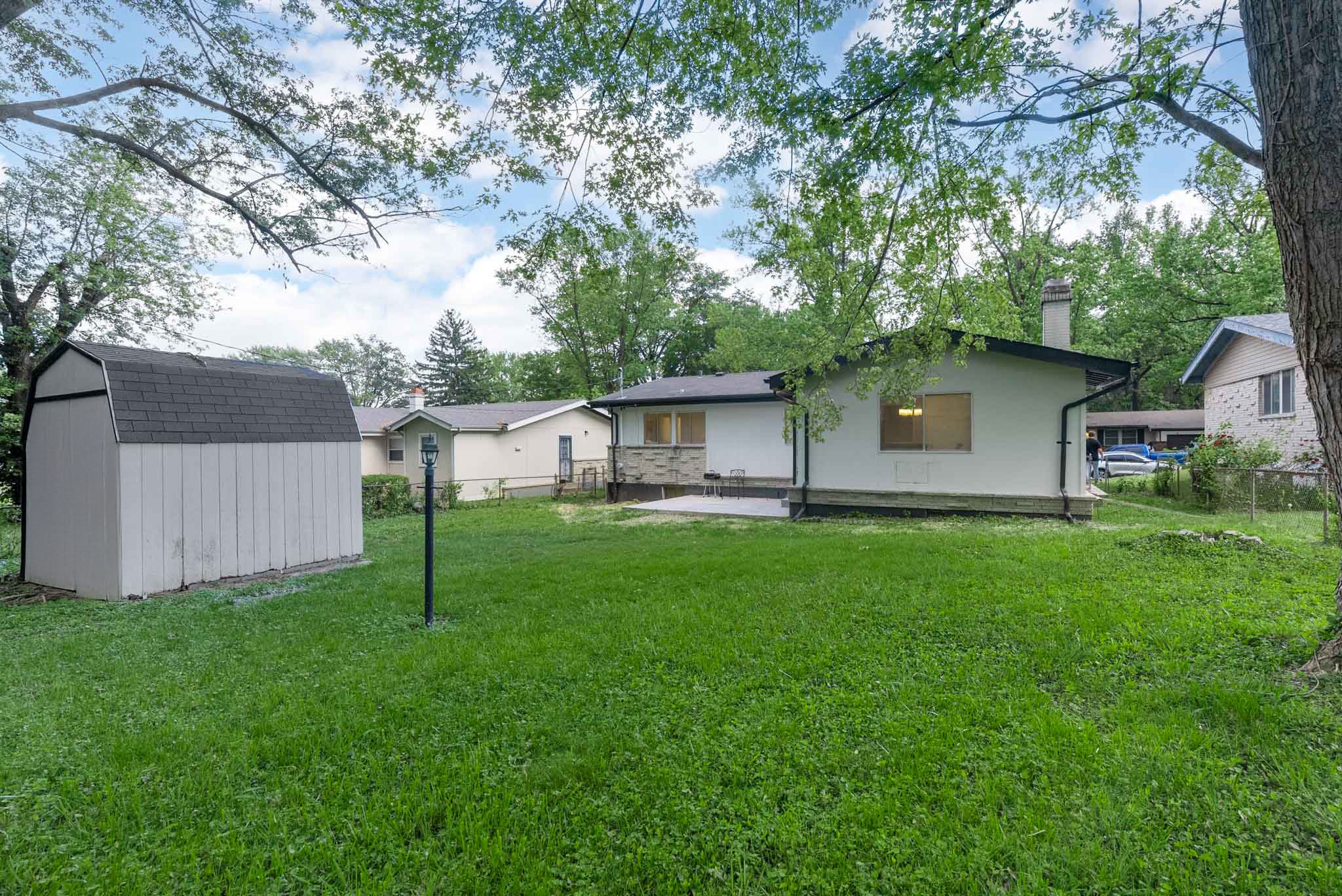 4 Bedrooms Bedrooms, ,2 BathroomsBathrooms,Woodford Rentals,For Rent,1336