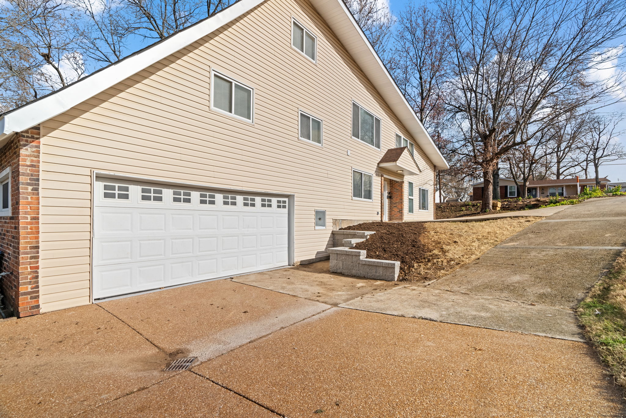 5 Bedrooms Bedrooms, ,4 BathroomsBathrooms,Woodford Rentals,For Rent,1337