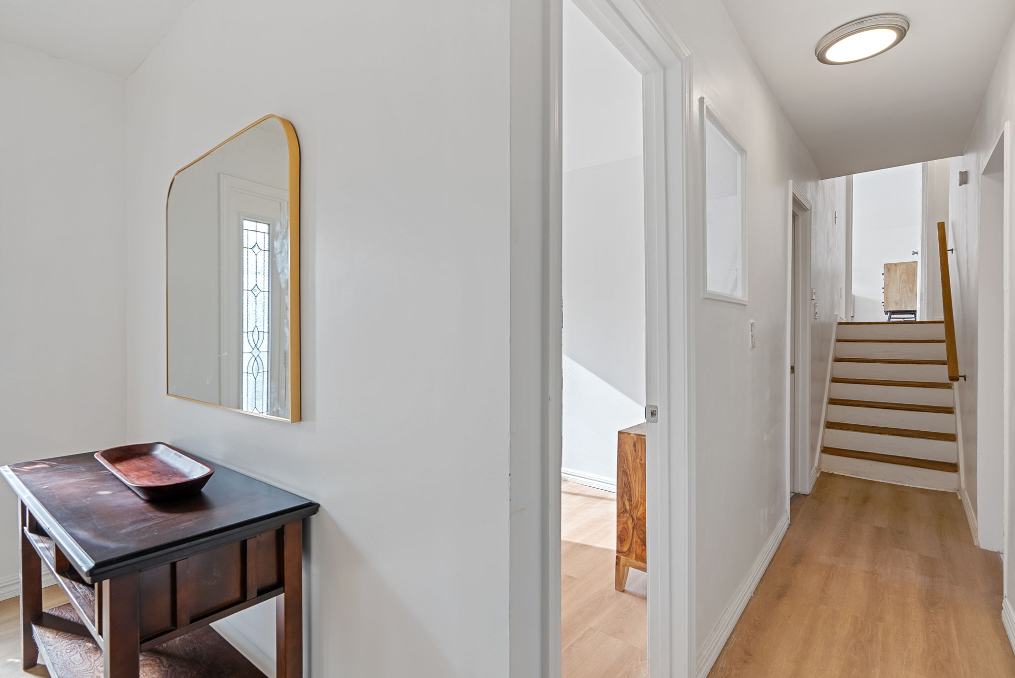 5 Bedrooms Bedrooms, ,4 BathroomsBathrooms,Woodford Rentals,For Rent,1337