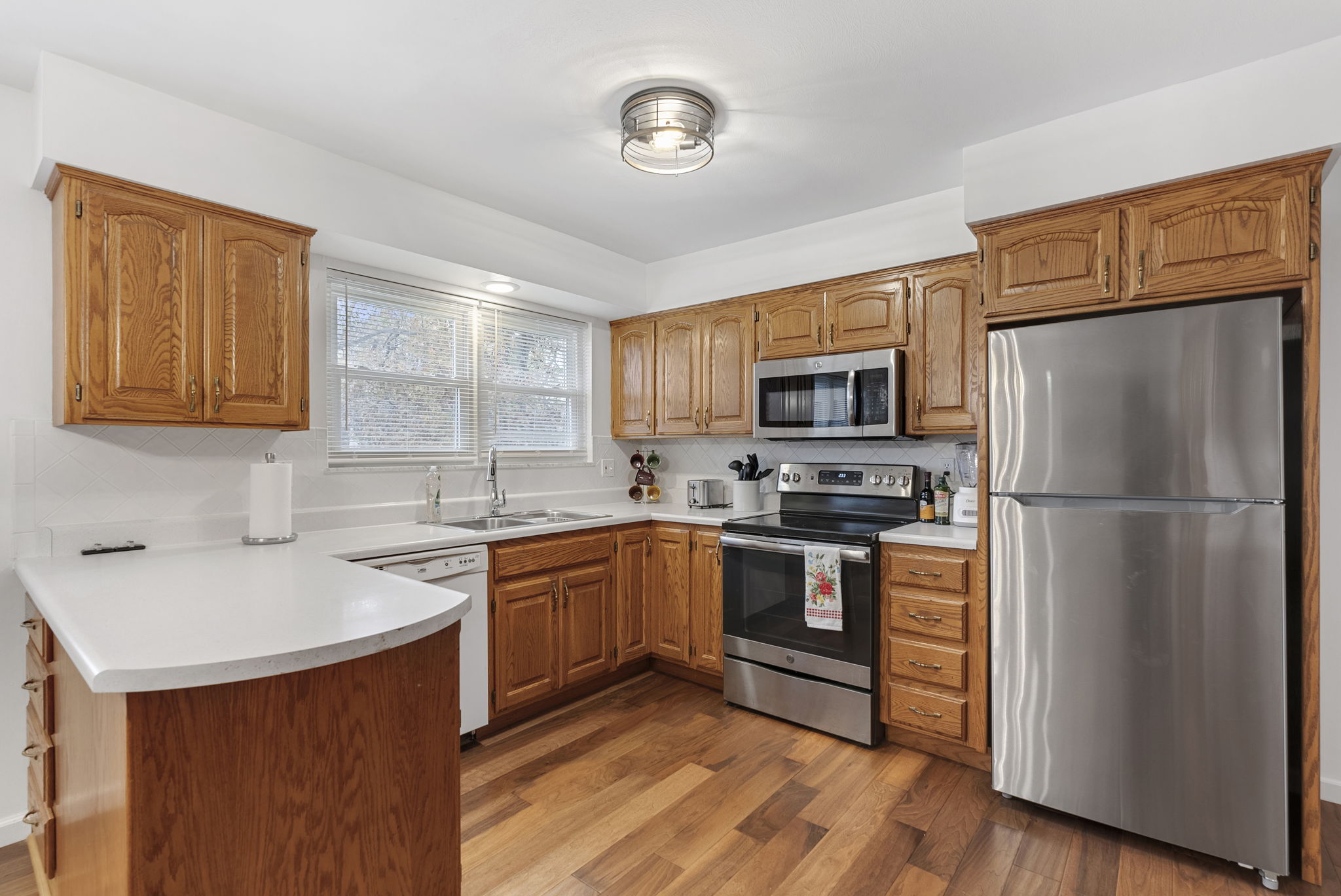 5 Bedrooms Bedrooms, ,3 BathroomsBathrooms,Woodford Rentals,For Rent,1338