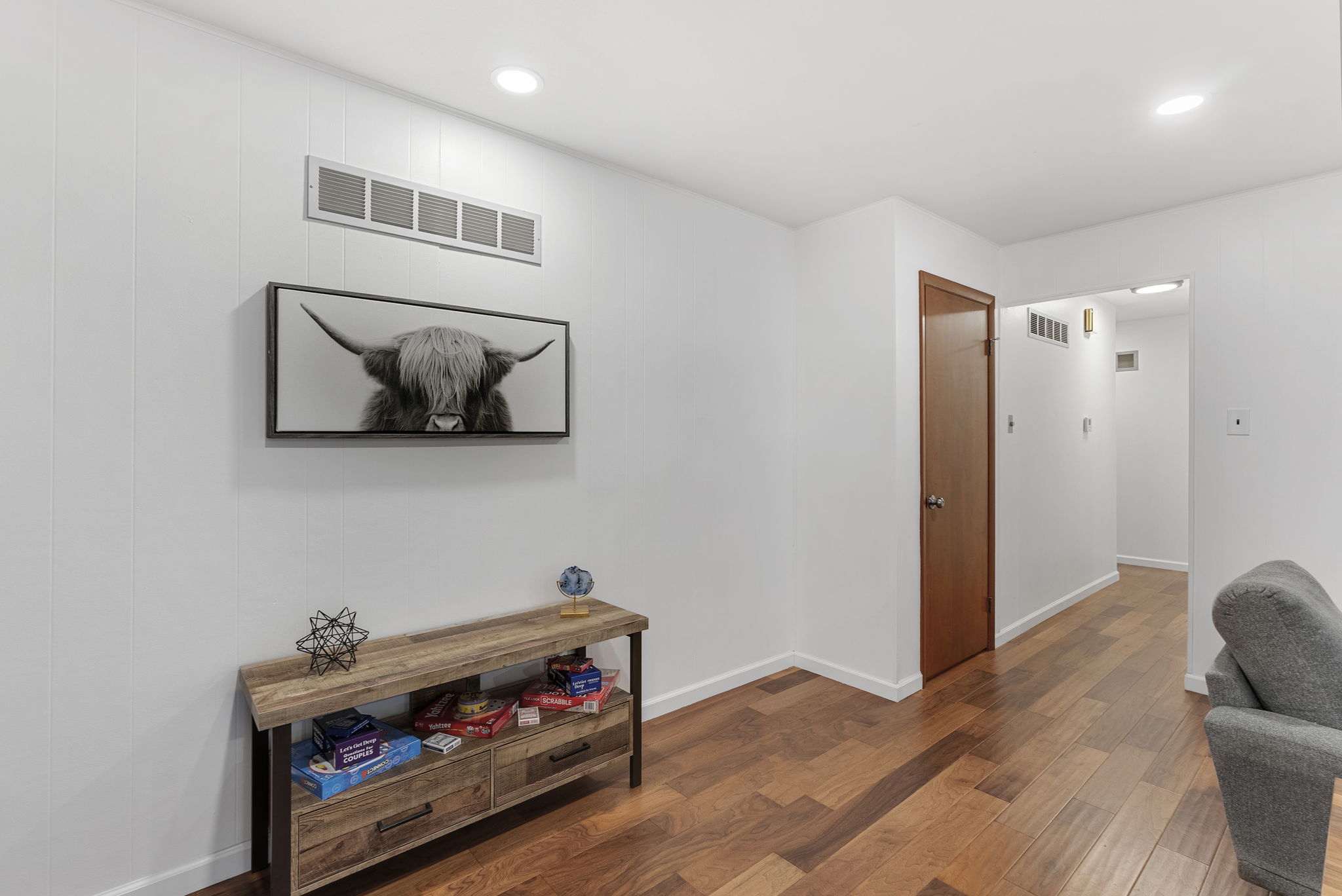 5 Bedrooms Bedrooms, ,3 BathroomsBathrooms,Woodford Rentals,For Rent,1338