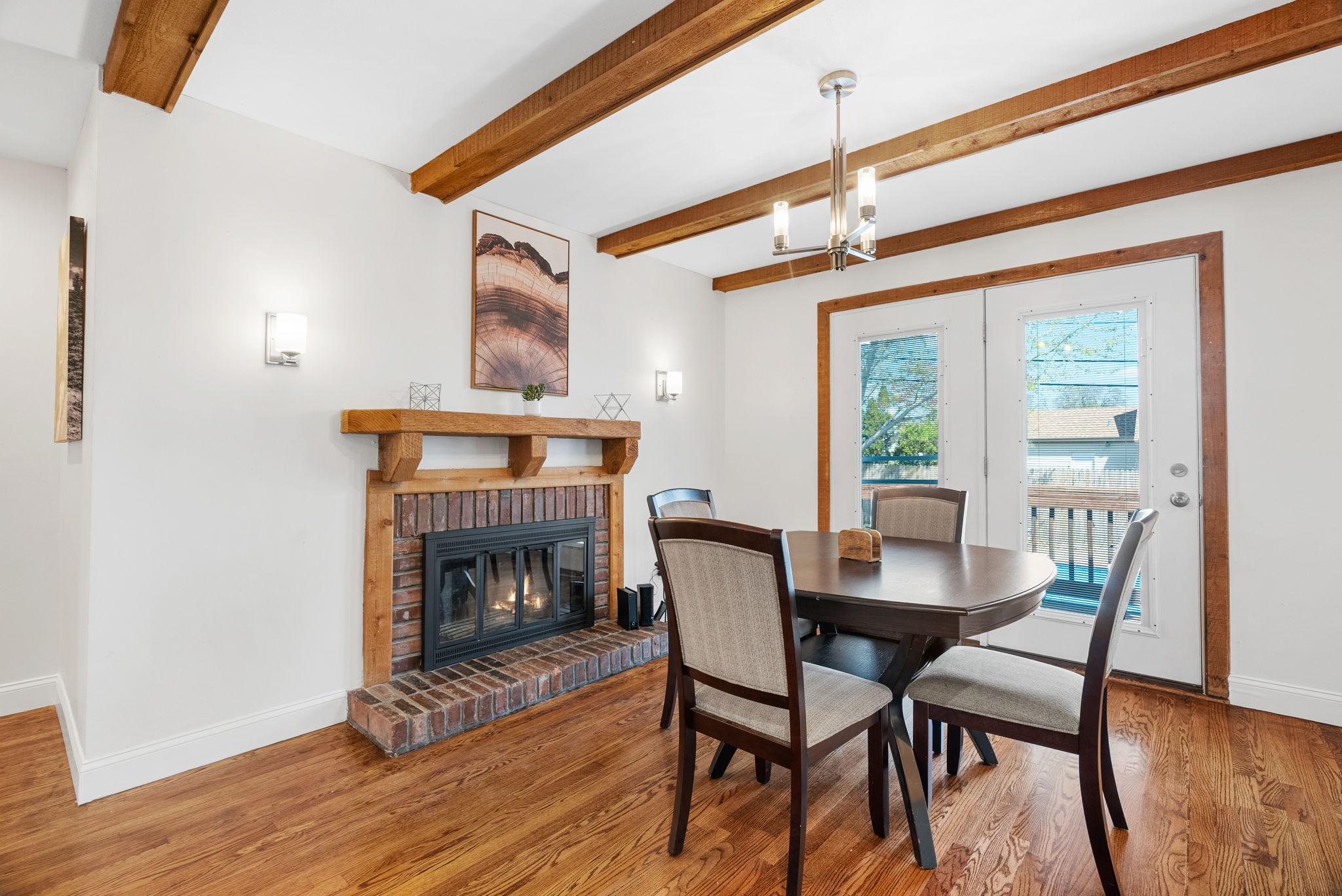 5 Bedrooms Bedrooms, ,3 BathroomsBathrooms,Woodford Rentals,For Rent,1341
