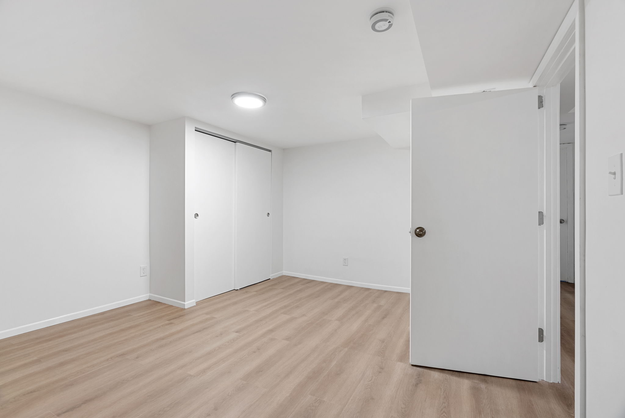 5 Bedrooms Bedrooms, ,3 BathroomsBathrooms,Woodford Rentals,For Rent,1341
