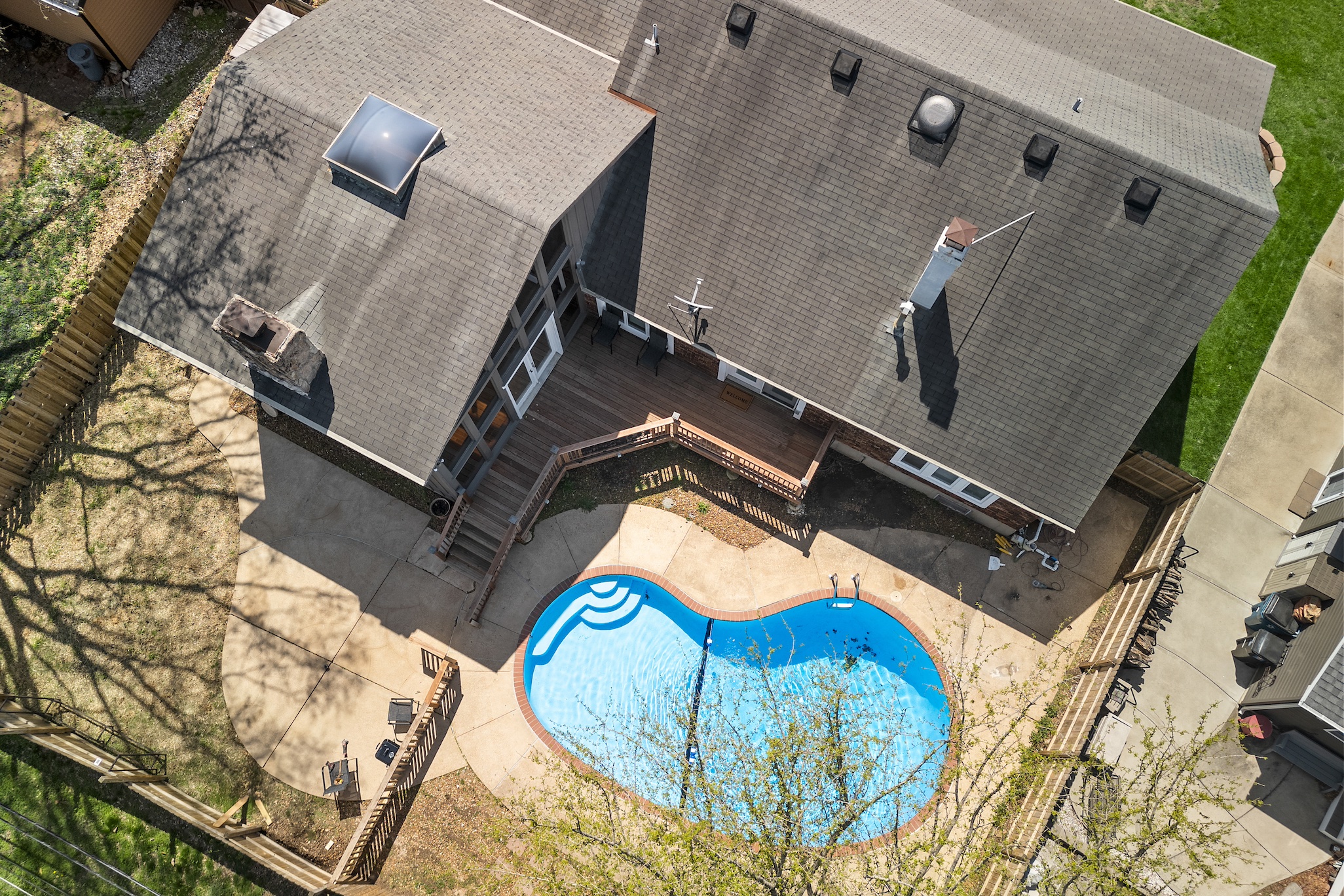 5 Bedrooms Bedrooms, ,3 BathroomsBathrooms,Woodford Rentals,For Rent,1341