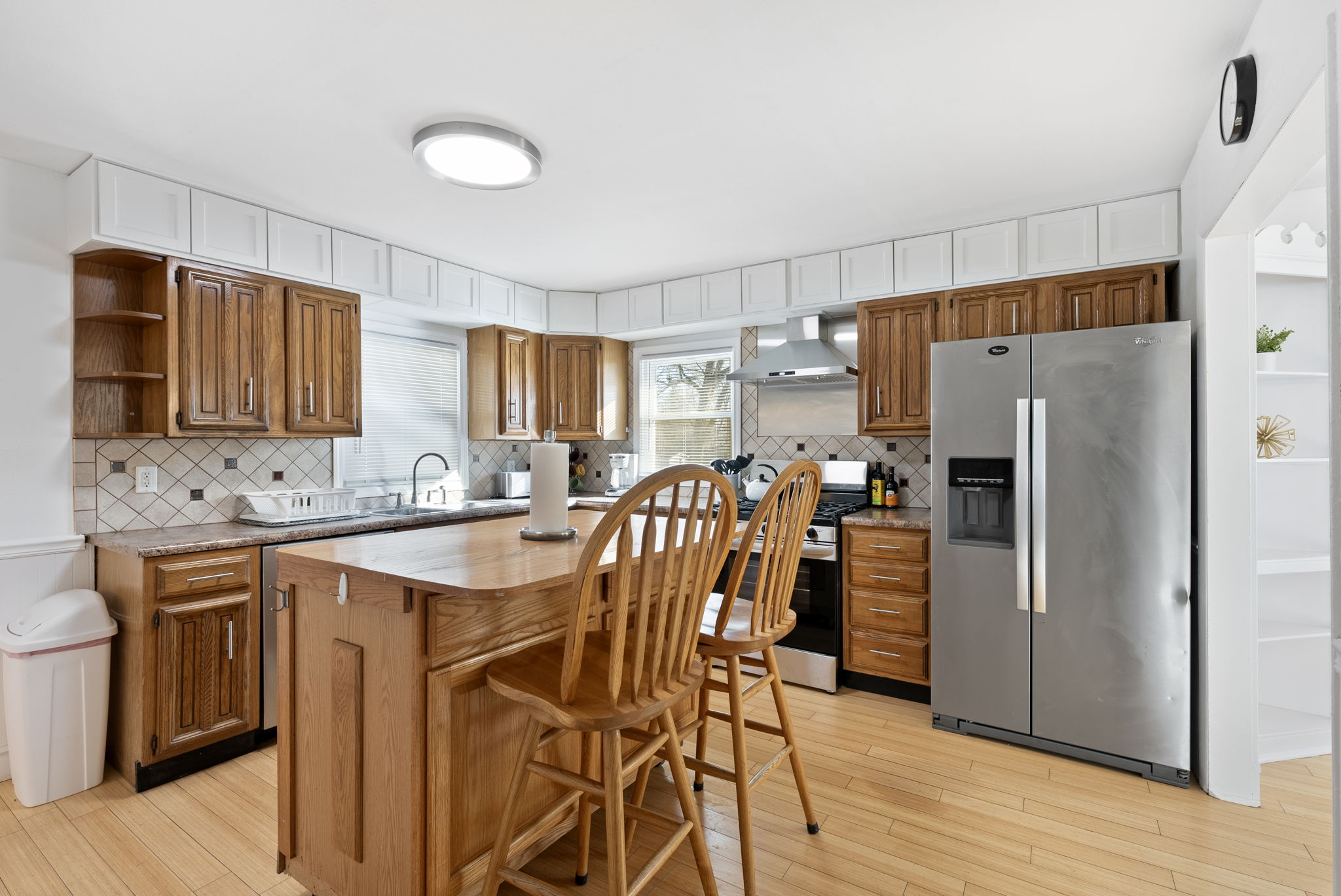 4 Bedrooms Bedrooms, ,2 BathroomsBathrooms,Woodford Rentals,For Rent,1342