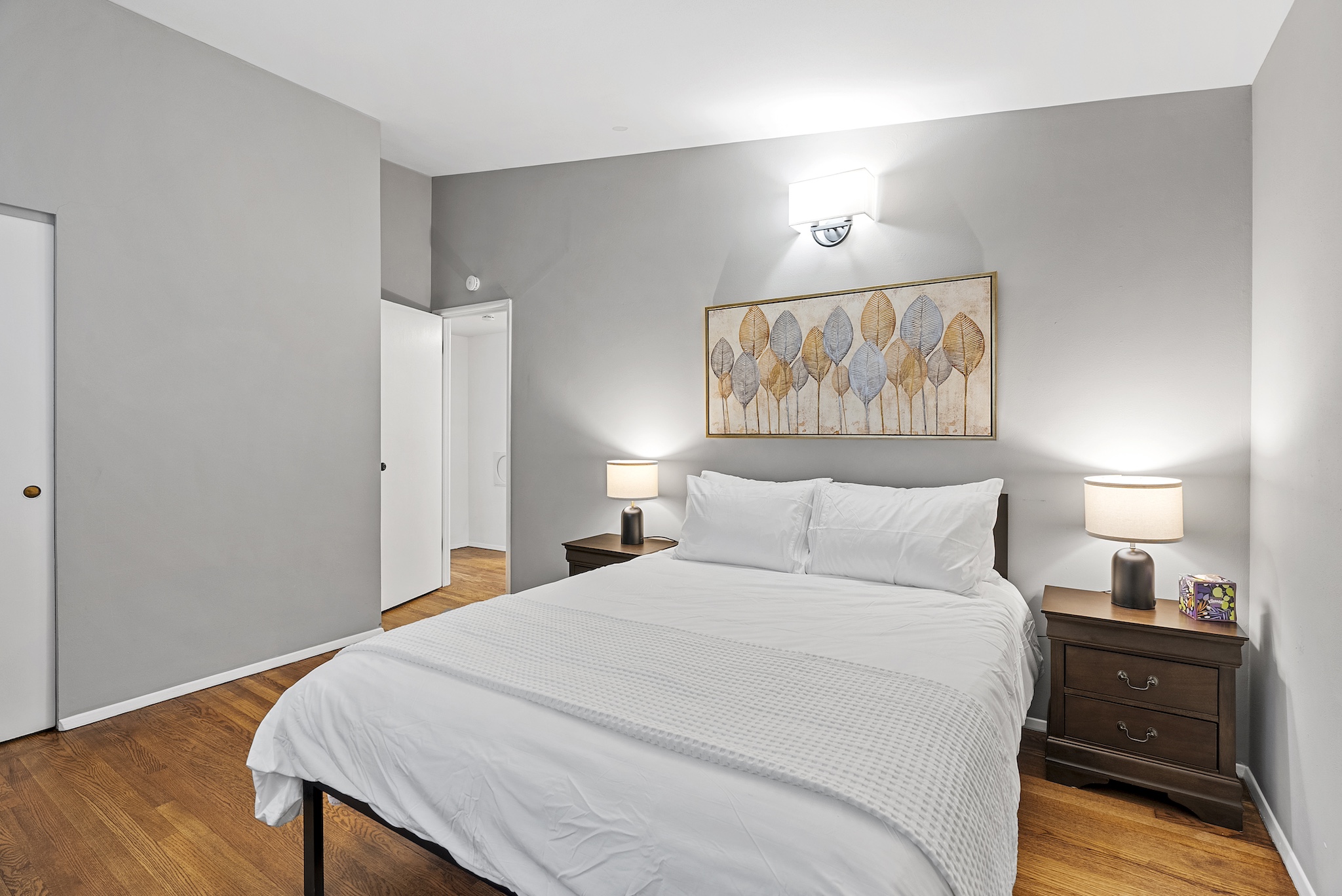 3 Bedrooms Bedrooms, ,1 BathroomBathrooms,Woodford Rentals,For Rent,1345