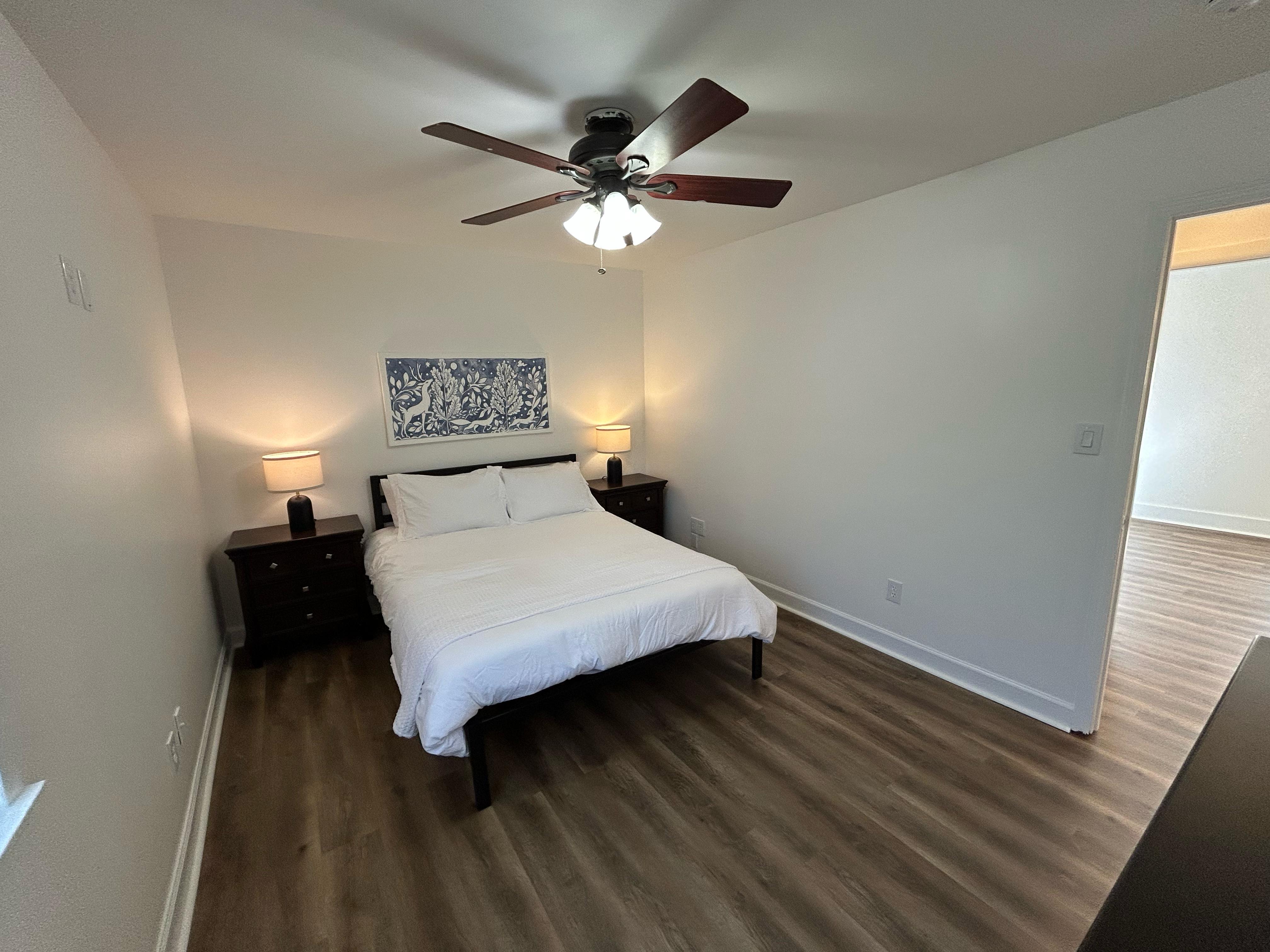 3 Bedrooms Bedrooms, ,1 BathroomBathrooms,Woodford Rentals,For Rent,1348