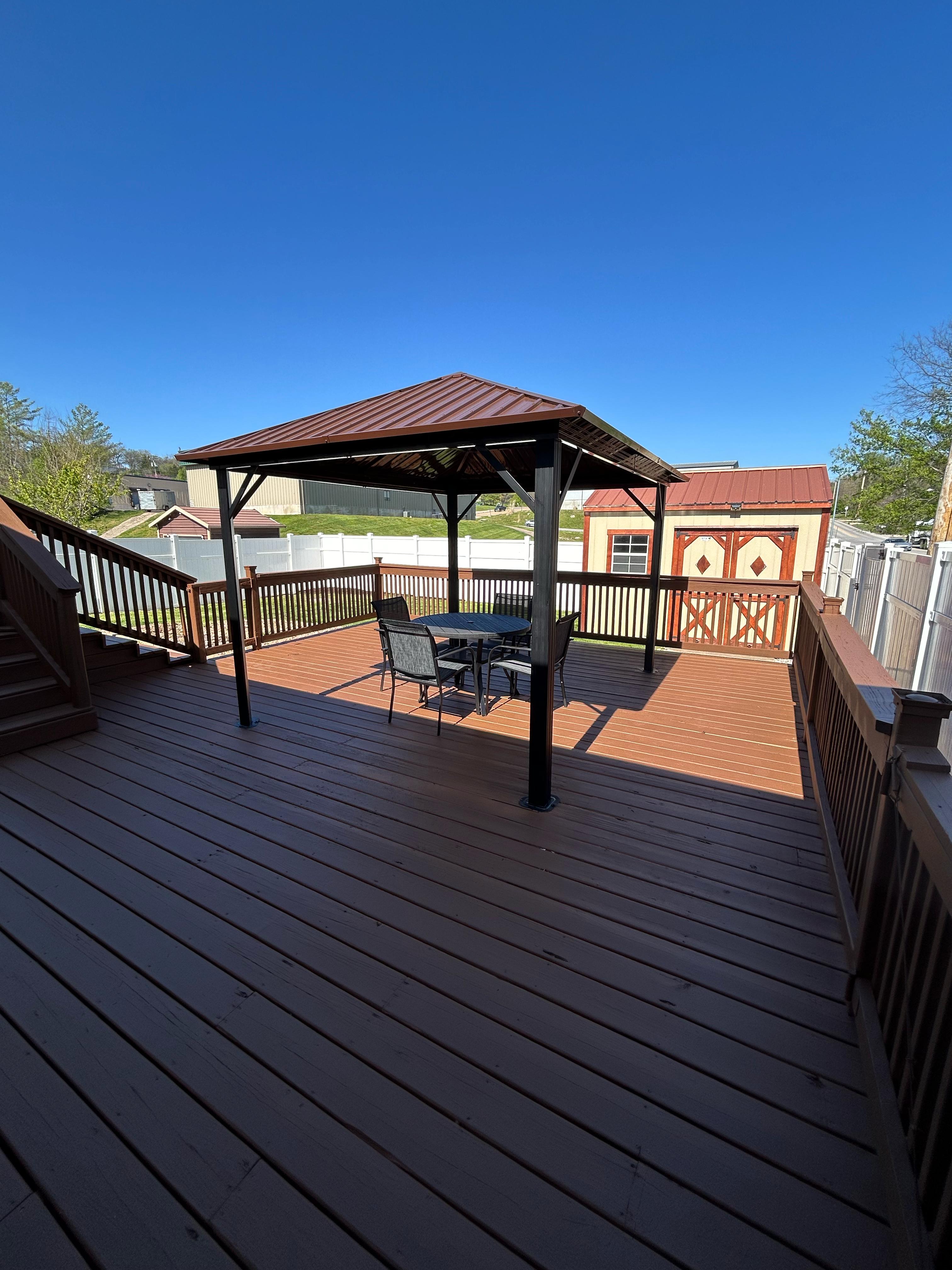3 Bedrooms Bedrooms, ,1 BathroomBathrooms,Woodford Rentals,For Rent,1348