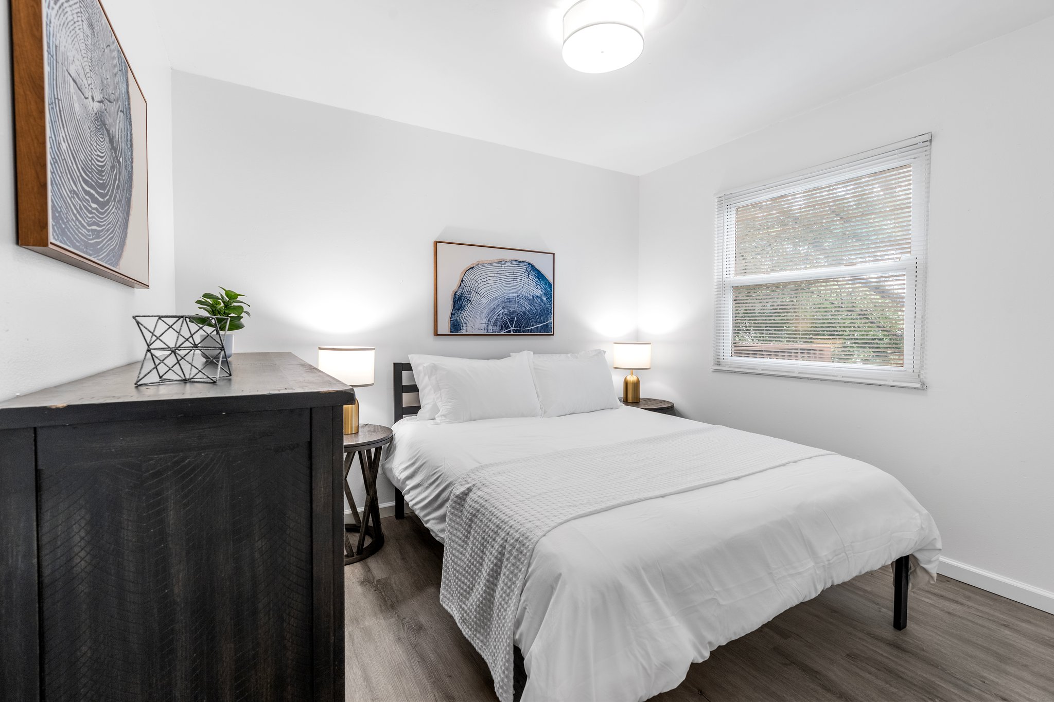 5 Bedrooms Bedrooms, ,2 BathroomsBathrooms,Woodford Rentals,For Rent,1349