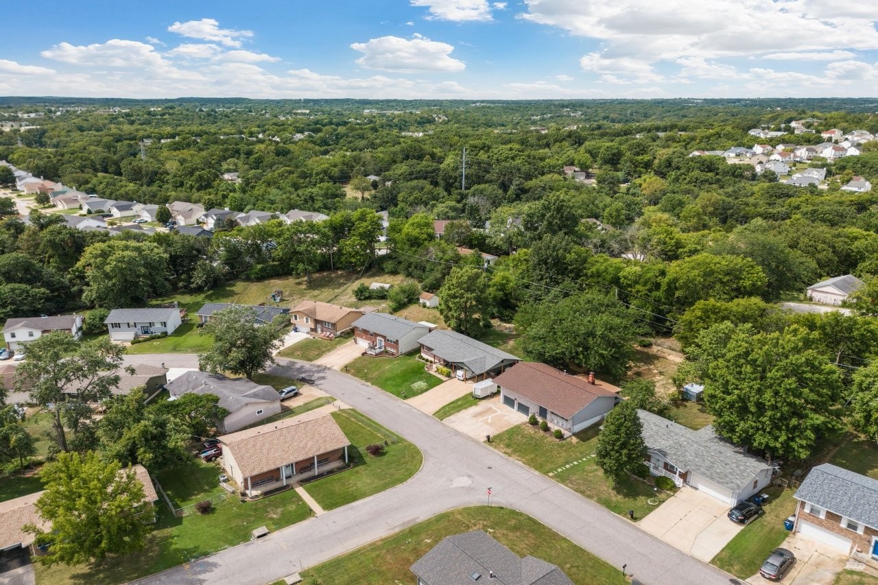 3 Bedrooms Bedrooms, ,2 BathroomsBathrooms,Woodford Rentals,For Rent,1357