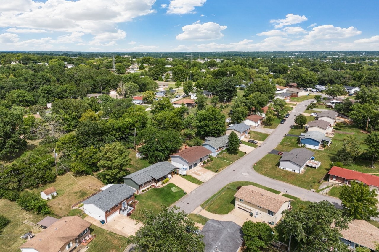3 Bedrooms Bedrooms, ,2 BathroomsBathrooms,Woodford Rentals,For Rent,1357