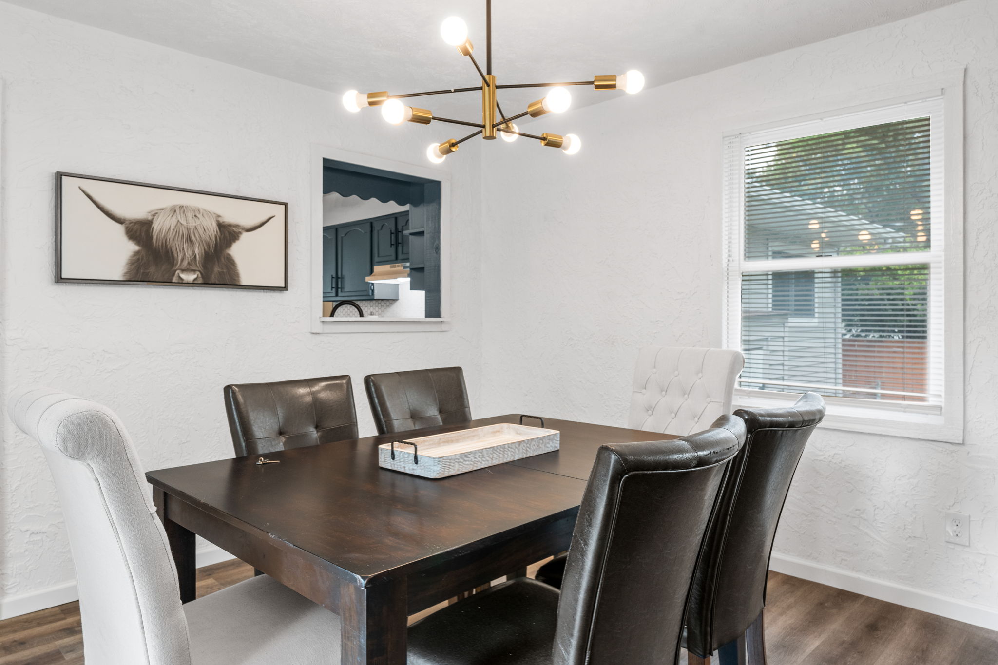 4 Bedrooms Bedrooms, ,1.5 BathroomsBathrooms,Woodford Rentals,For Rent,1358