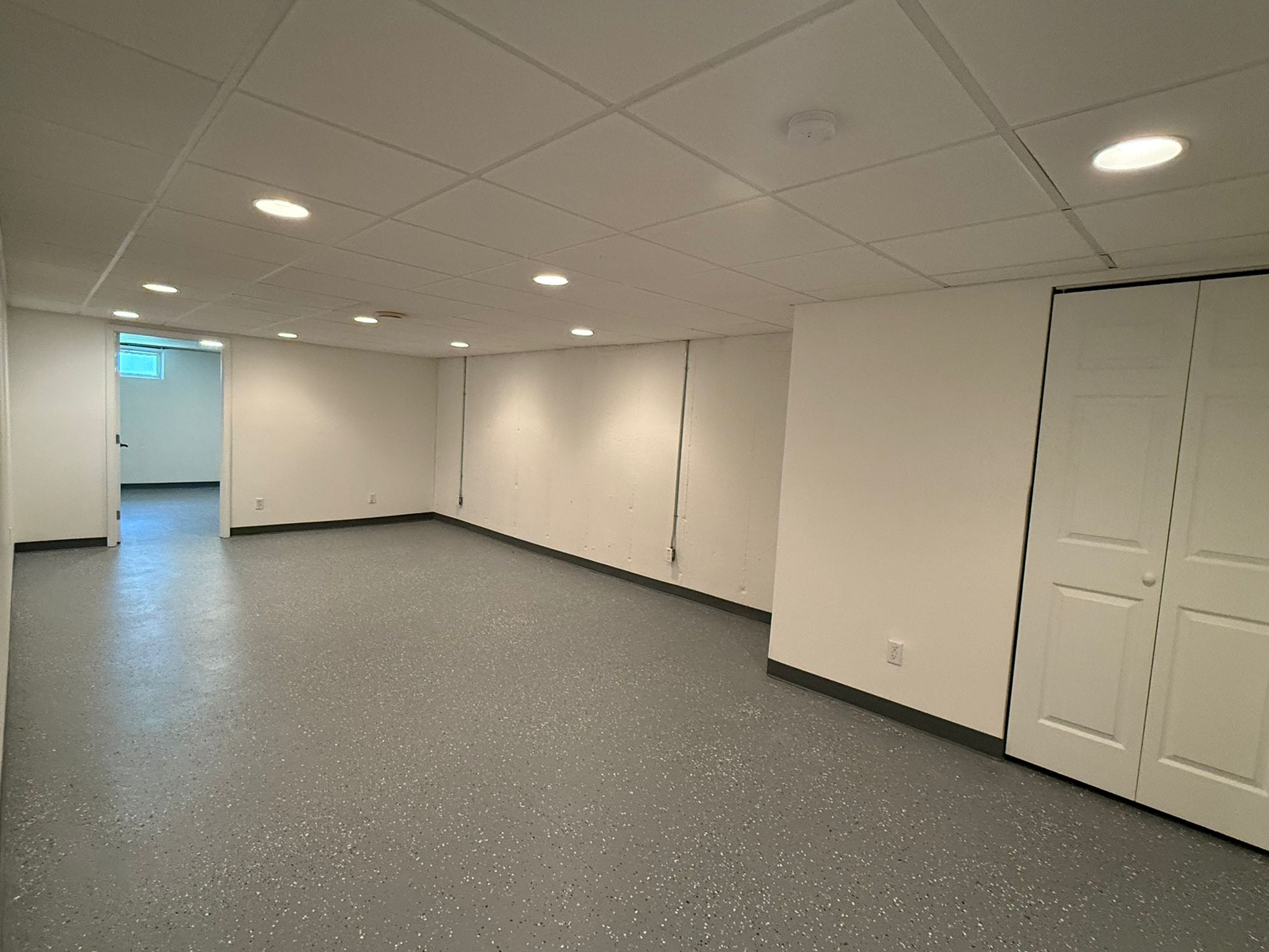3 Bedrooms Bedrooms, ,1.5 BathroomsBathrooms,Woodford Rentals,For Rent,1360