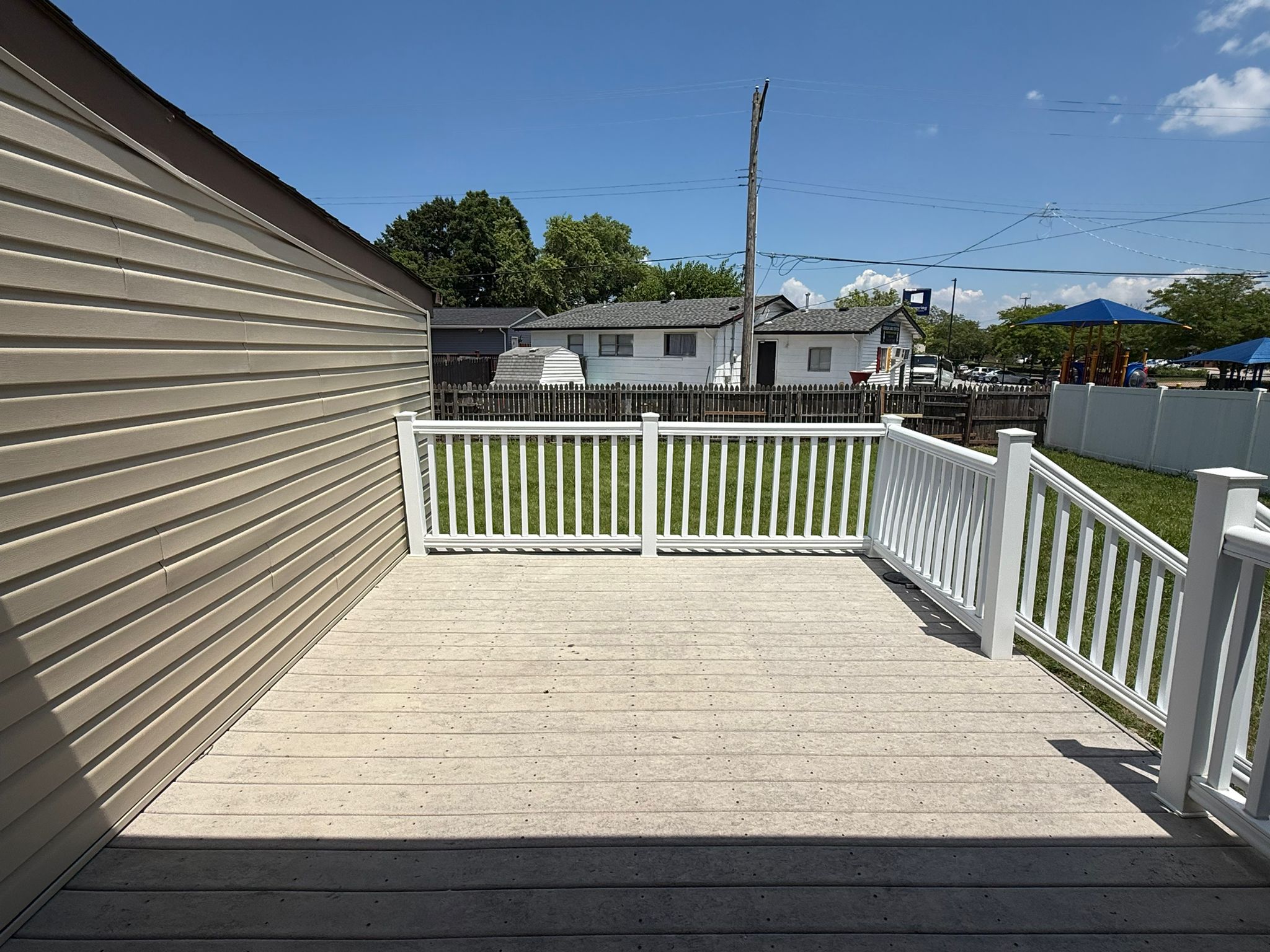 3 Bedrooms Bedrooms, ,1.5 BathroomsBathrooms,Woodford Rentals,For Rent,1360