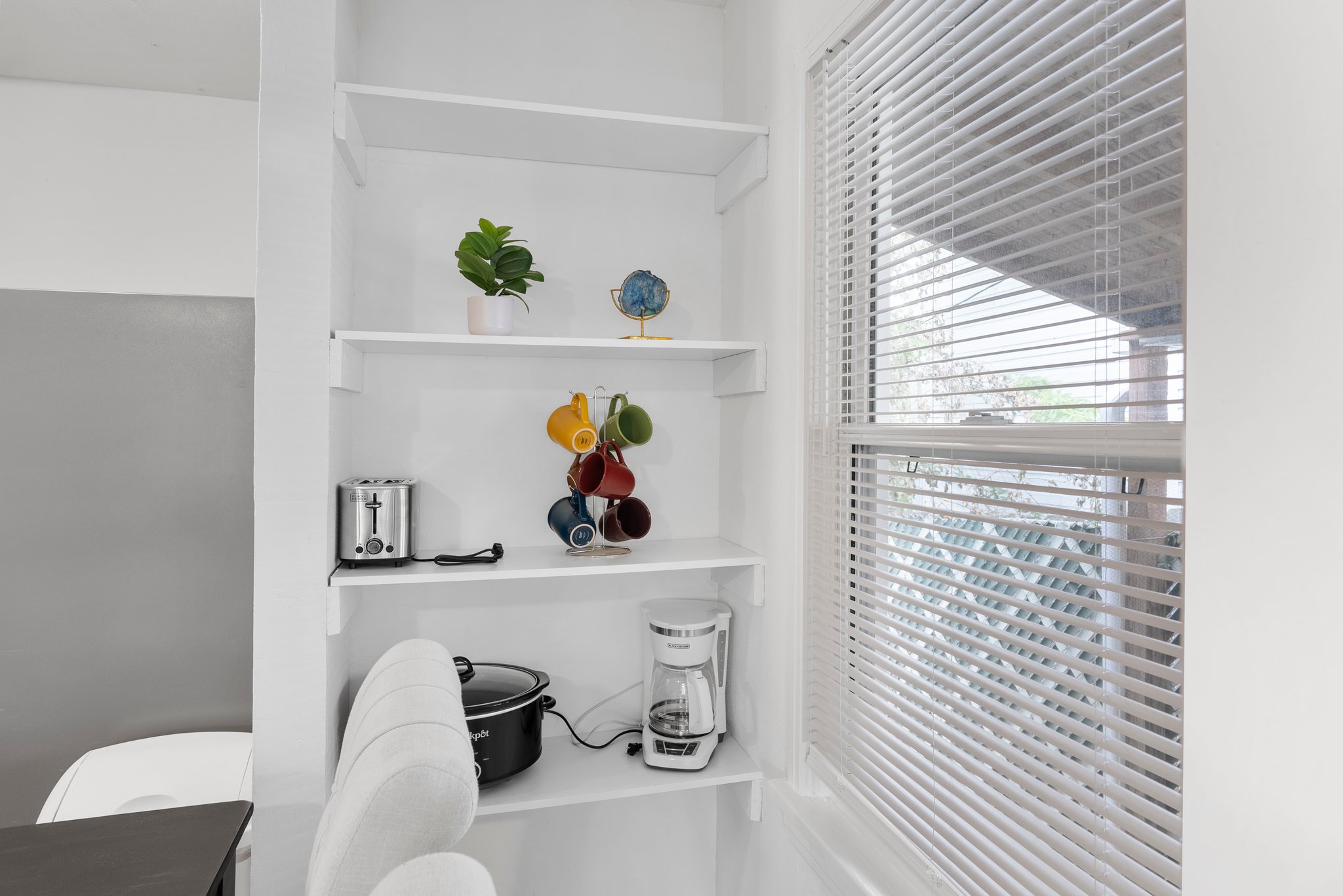 3 Bedrooms Bedrooms, ,1 BathroomBathrooms,Woodford Rentals,For Rent,1362