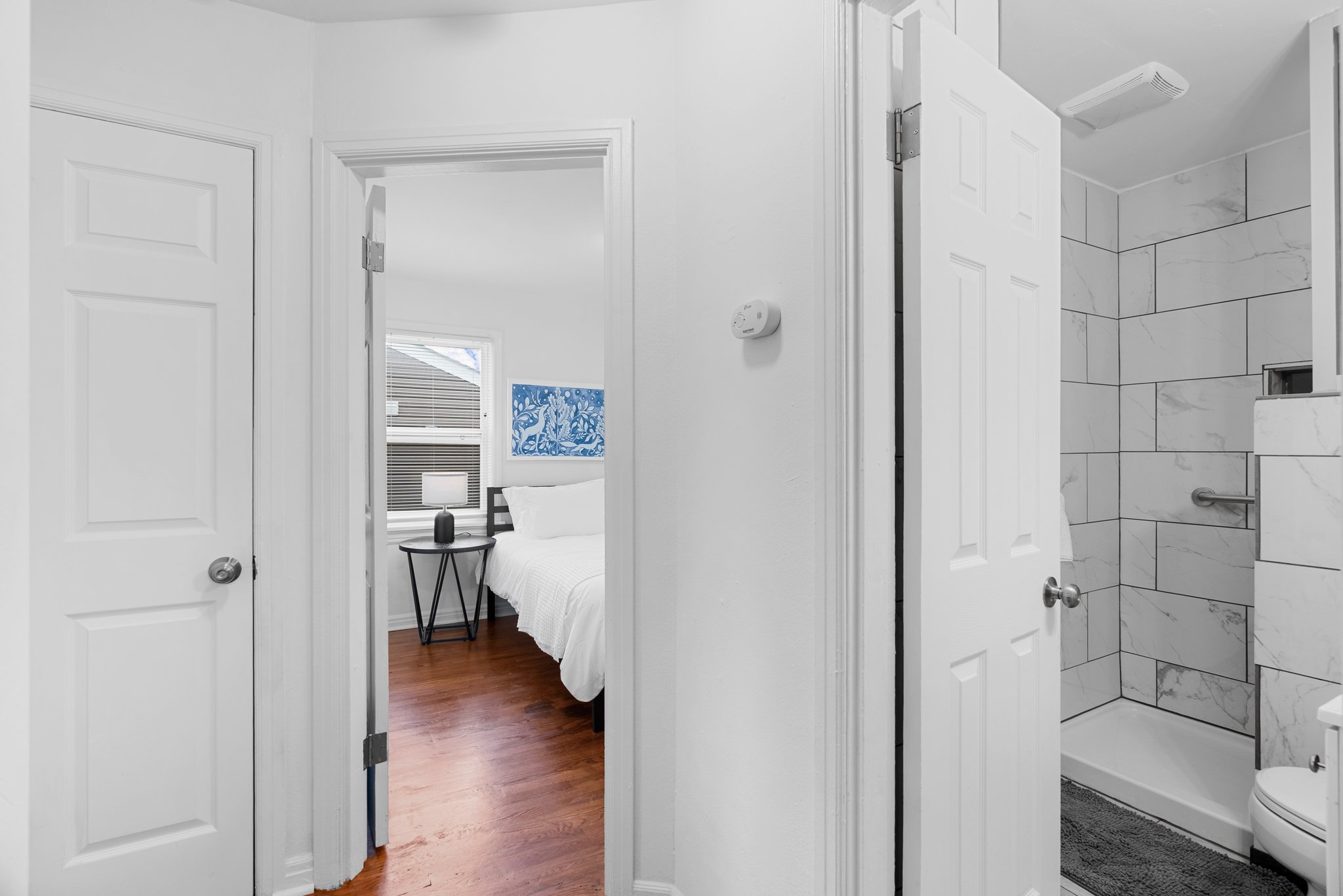 3 Bedrooms Bedrooms, ,1 BathroomBathrooms,Woodford Rentals,For Rent,1362