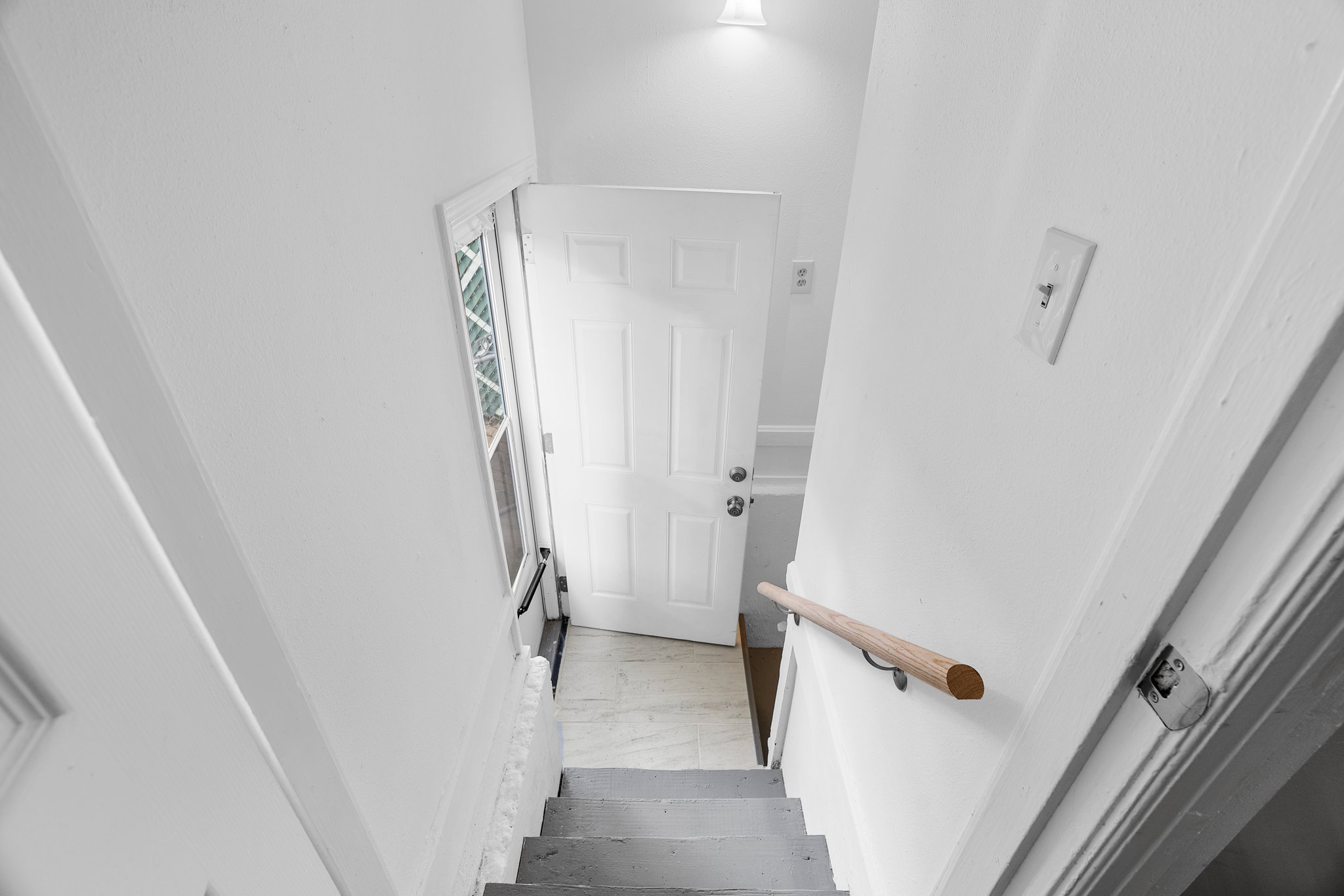 3 Bedrooms Bedrooms, ,1 BathroomBathrooms,Woodford Rentals,For Rent,1362