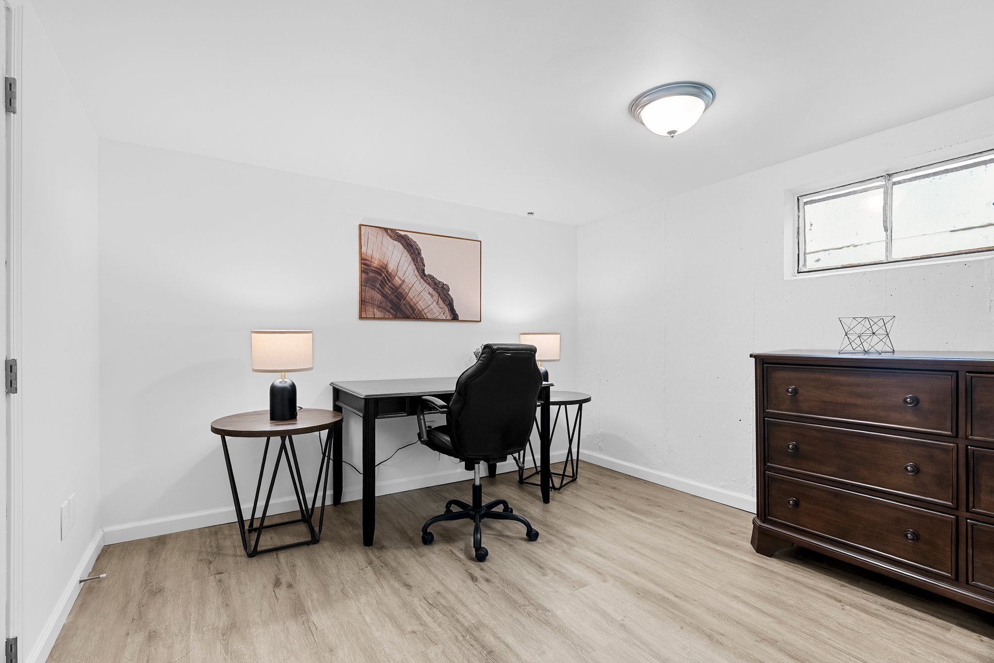 3 Bedrooms Bedrooms, ,1 BathroomBathrooms,Woodford Rentals,For Rent,1362
