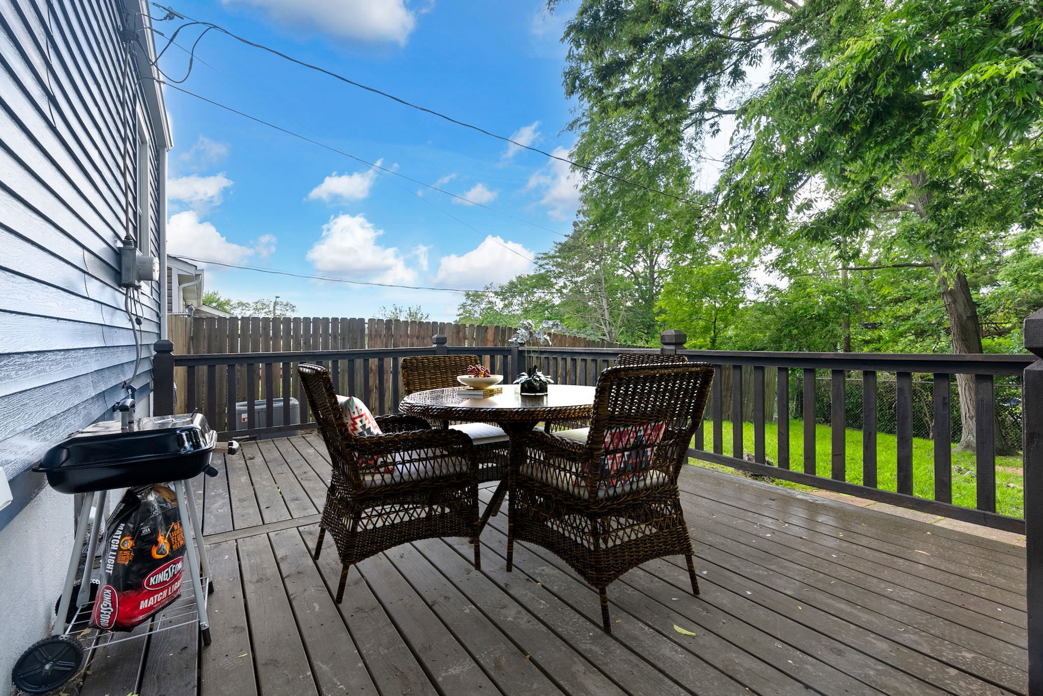 3 Bedrooms Bedrooms, ,1 BathroomBathrooms,Woodford Rentals,For Rent,1362